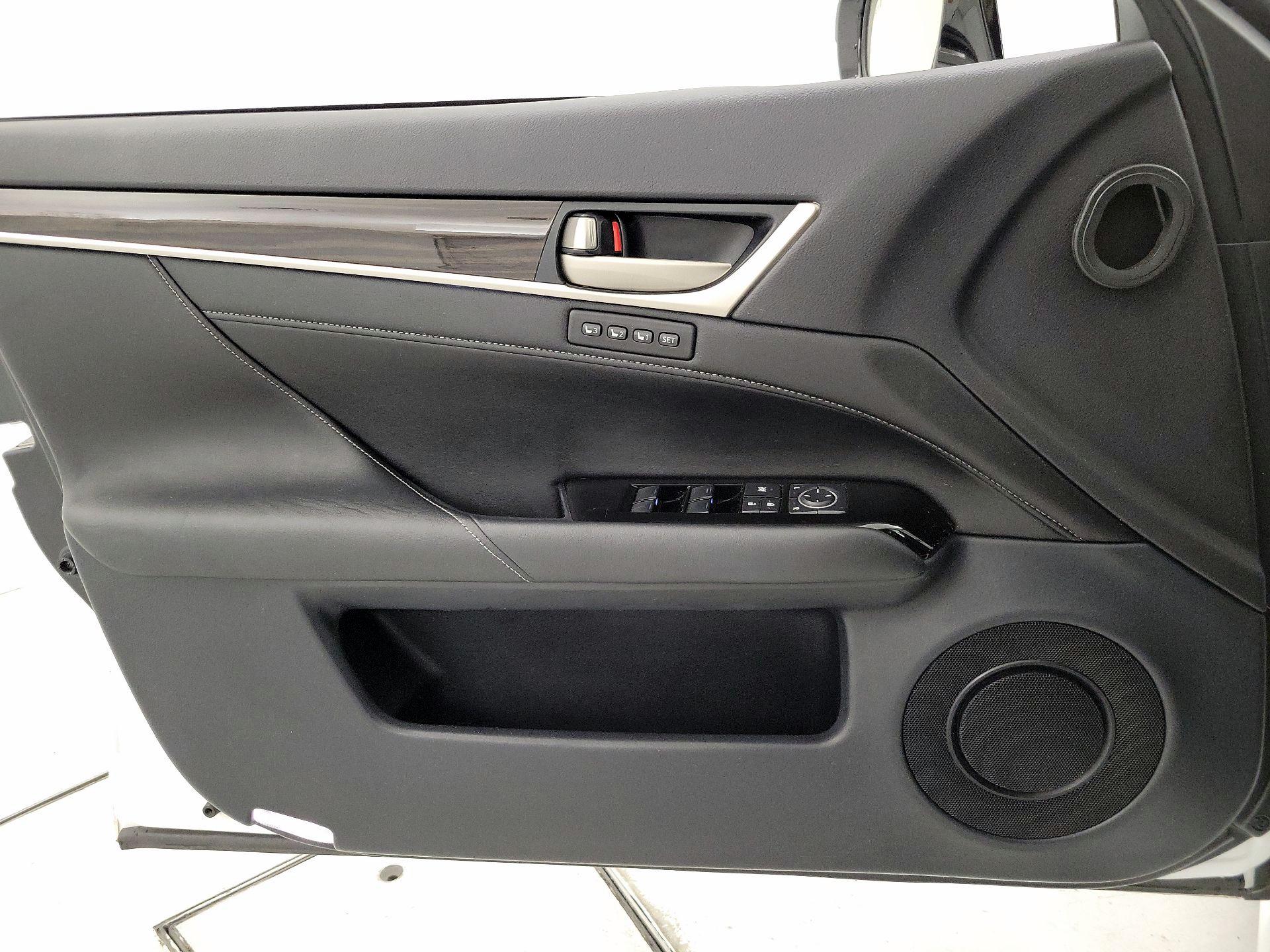 Thumbnail: 2013 Lexus GS - 12