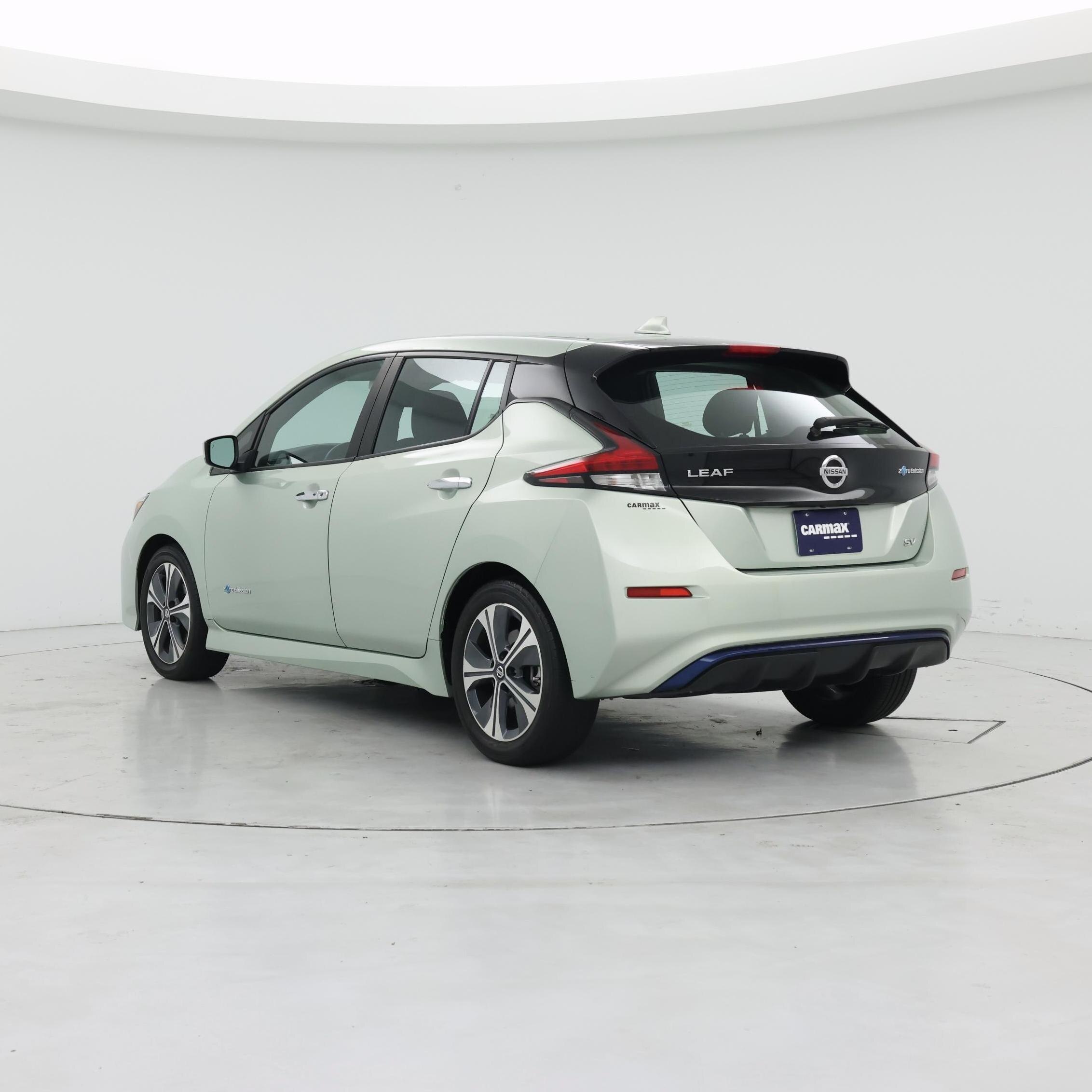 Thumbnail: 2018 Nissan Leaf - 2