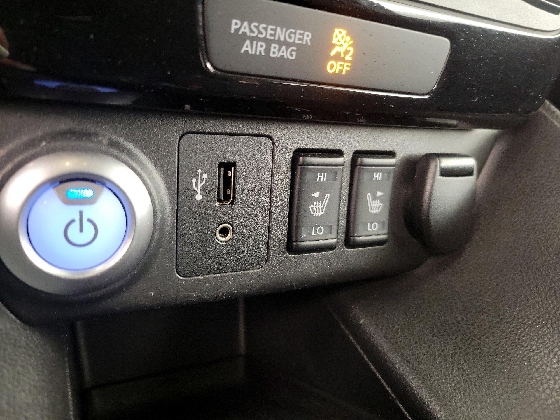 Thumbnail: 2018 Nissan Leaf - 19