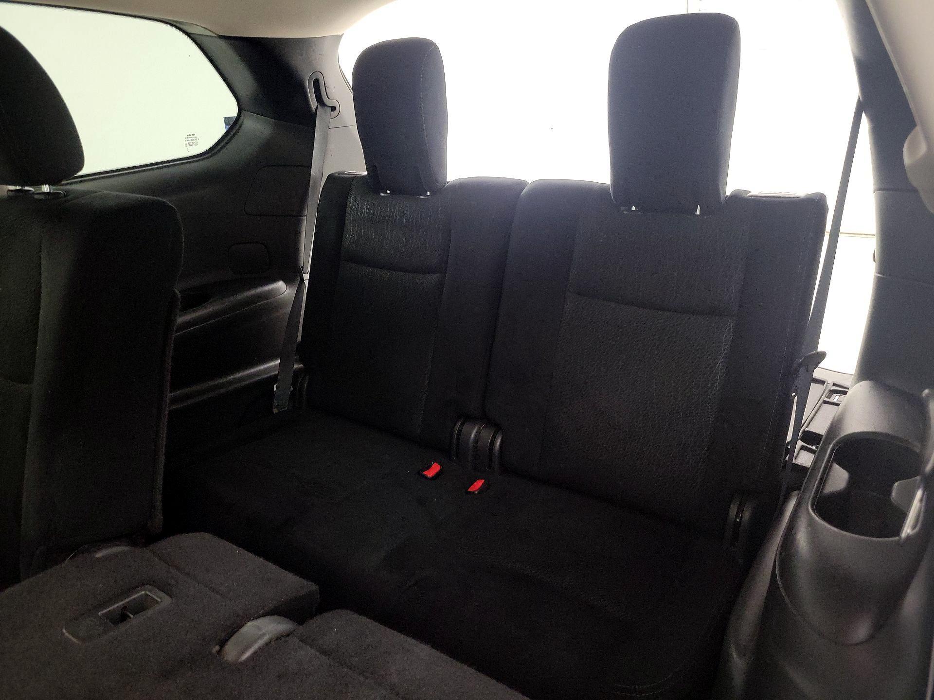 Thumbnail: 2016 Nissan Pathfinder - 19