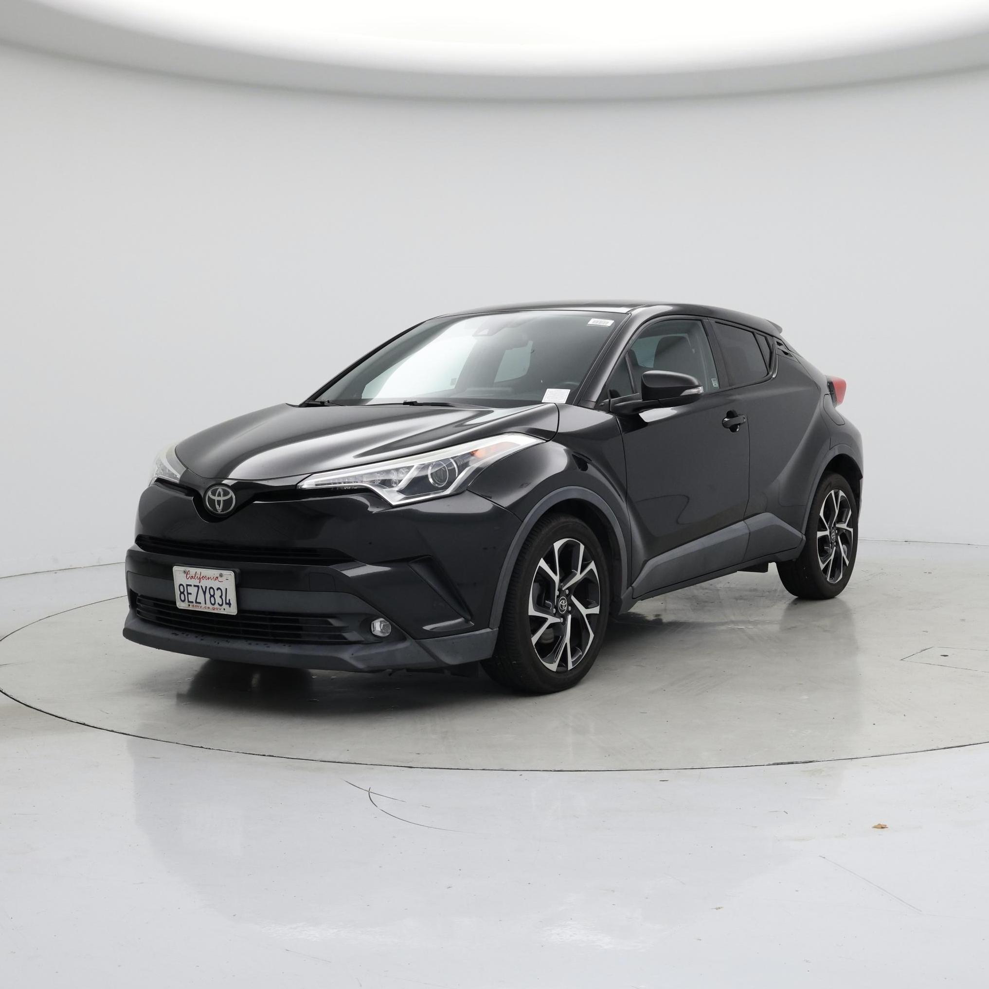 Thumbnail: 2018 Toyota C-HR - 4