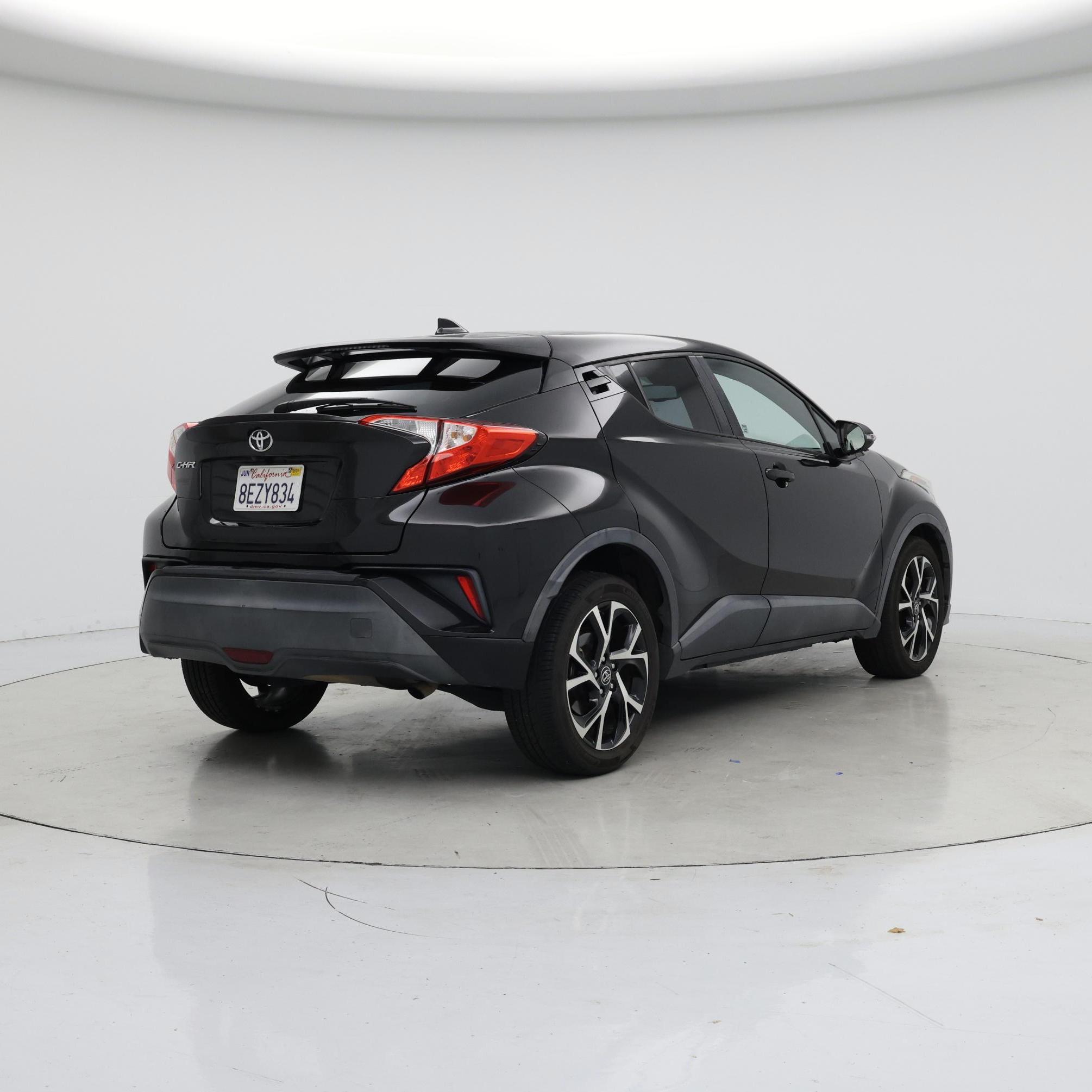 Thumbnail: 2018 Toyota C-HR - 8
