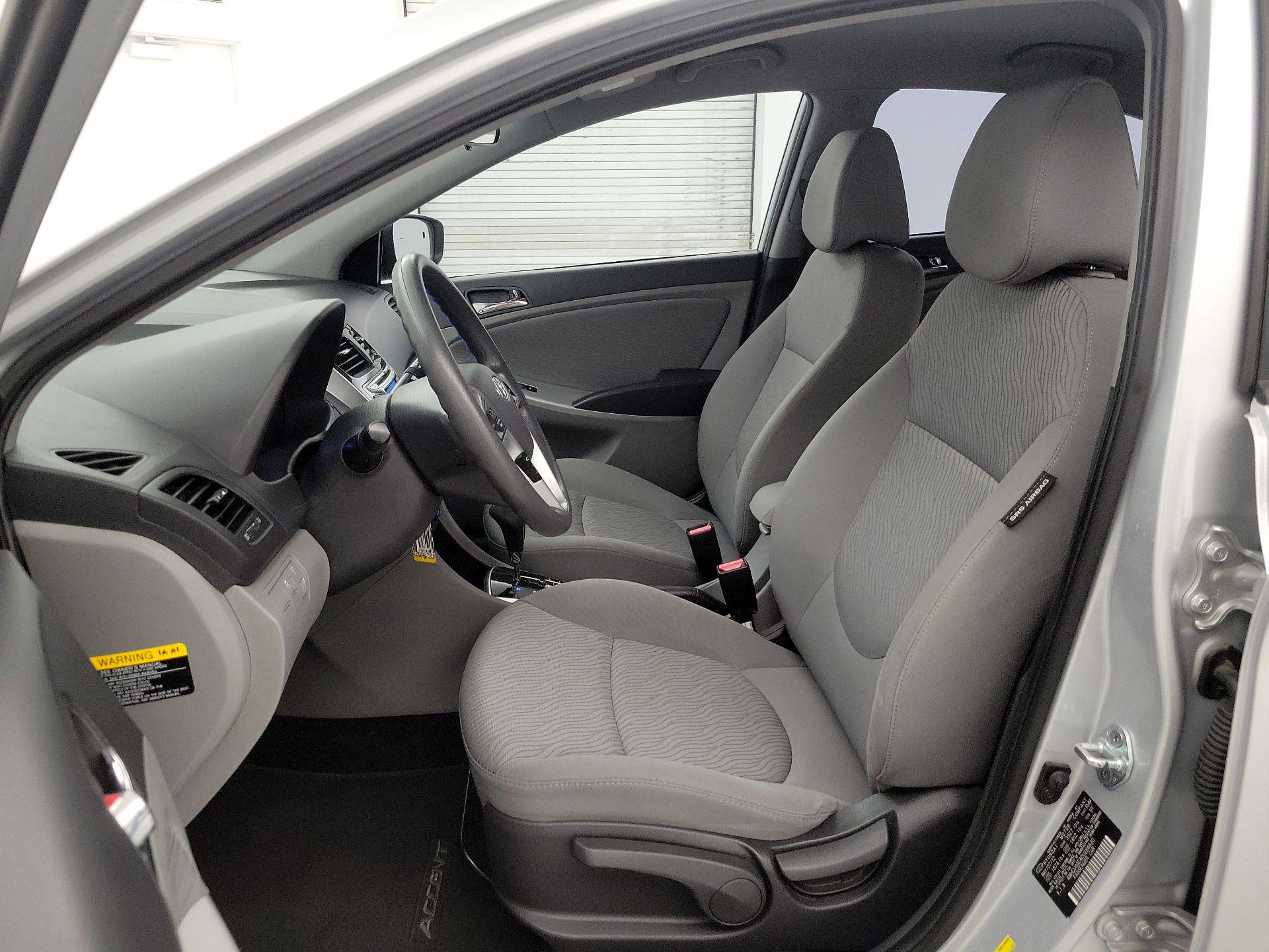 Thumbnail: 2013 Hyundai Accent - 11