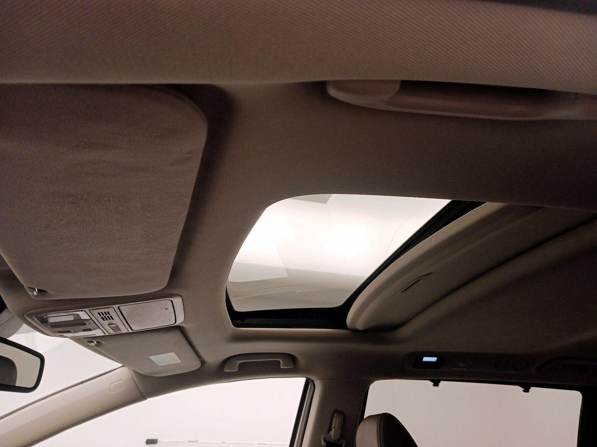 Thumbnail: 2016 Honda Odyssey - 18
