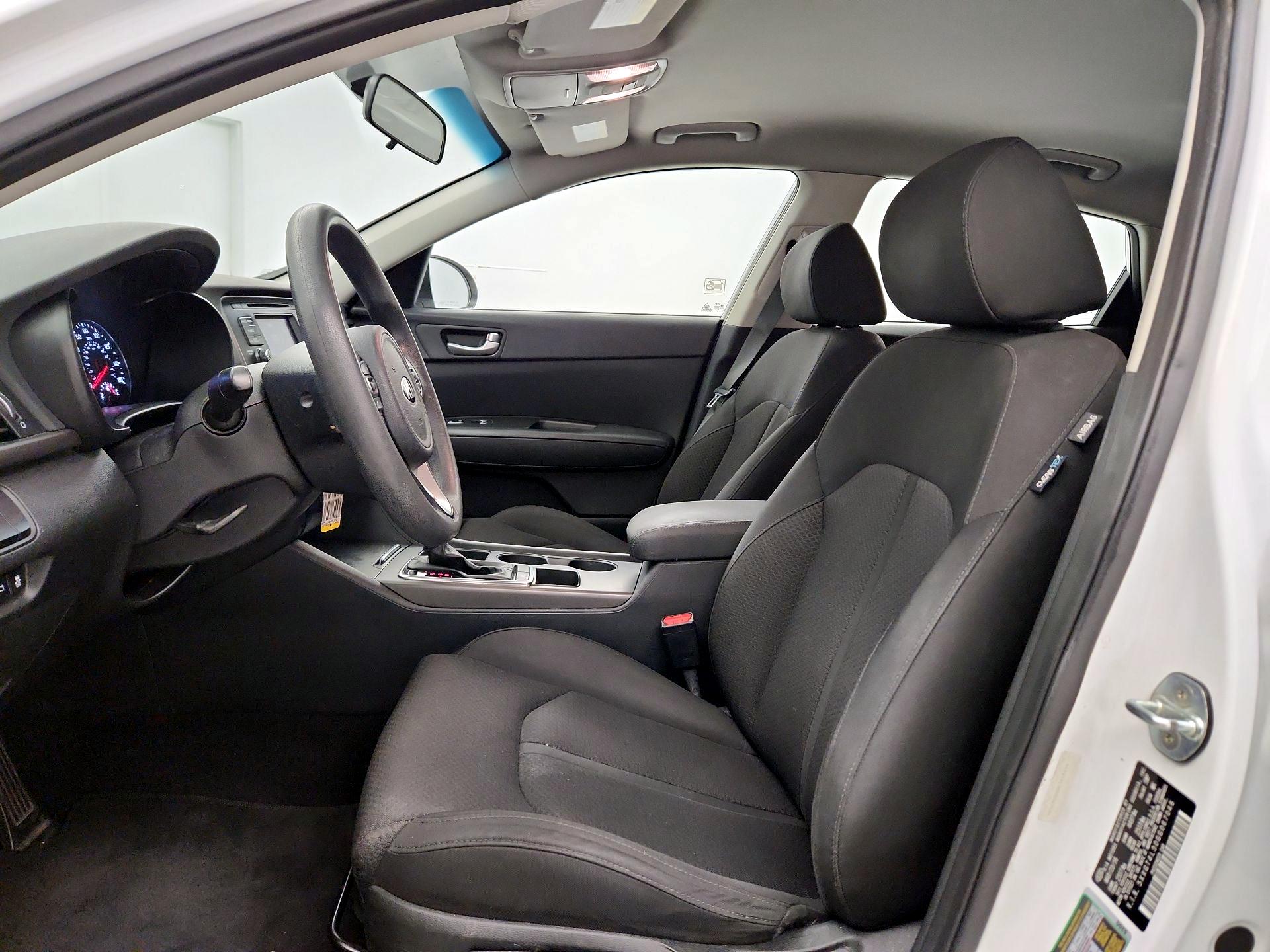 Thumbnail: 2016 Kia Optima - 11