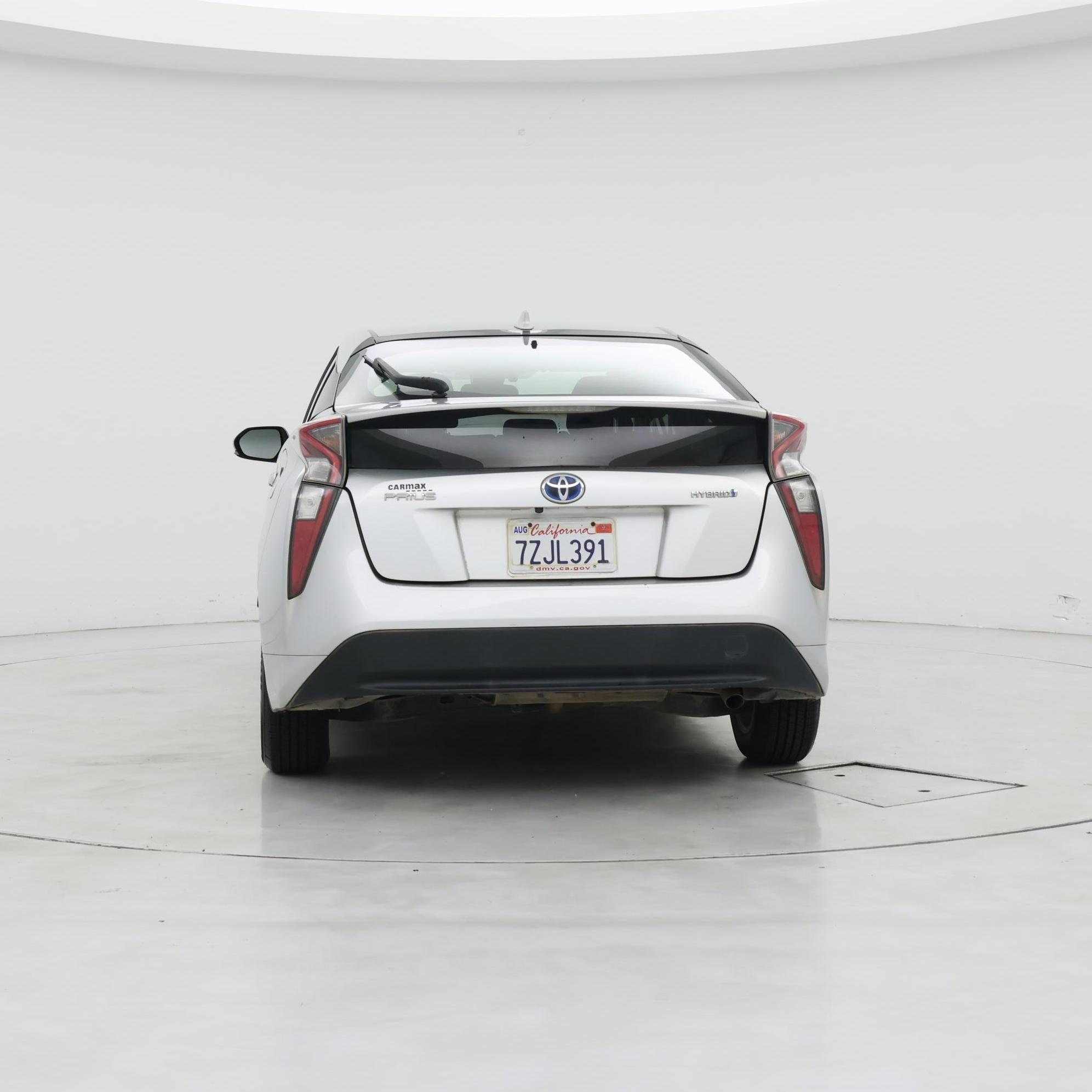 Thumbnail: 2017 Toyota Prius - 6