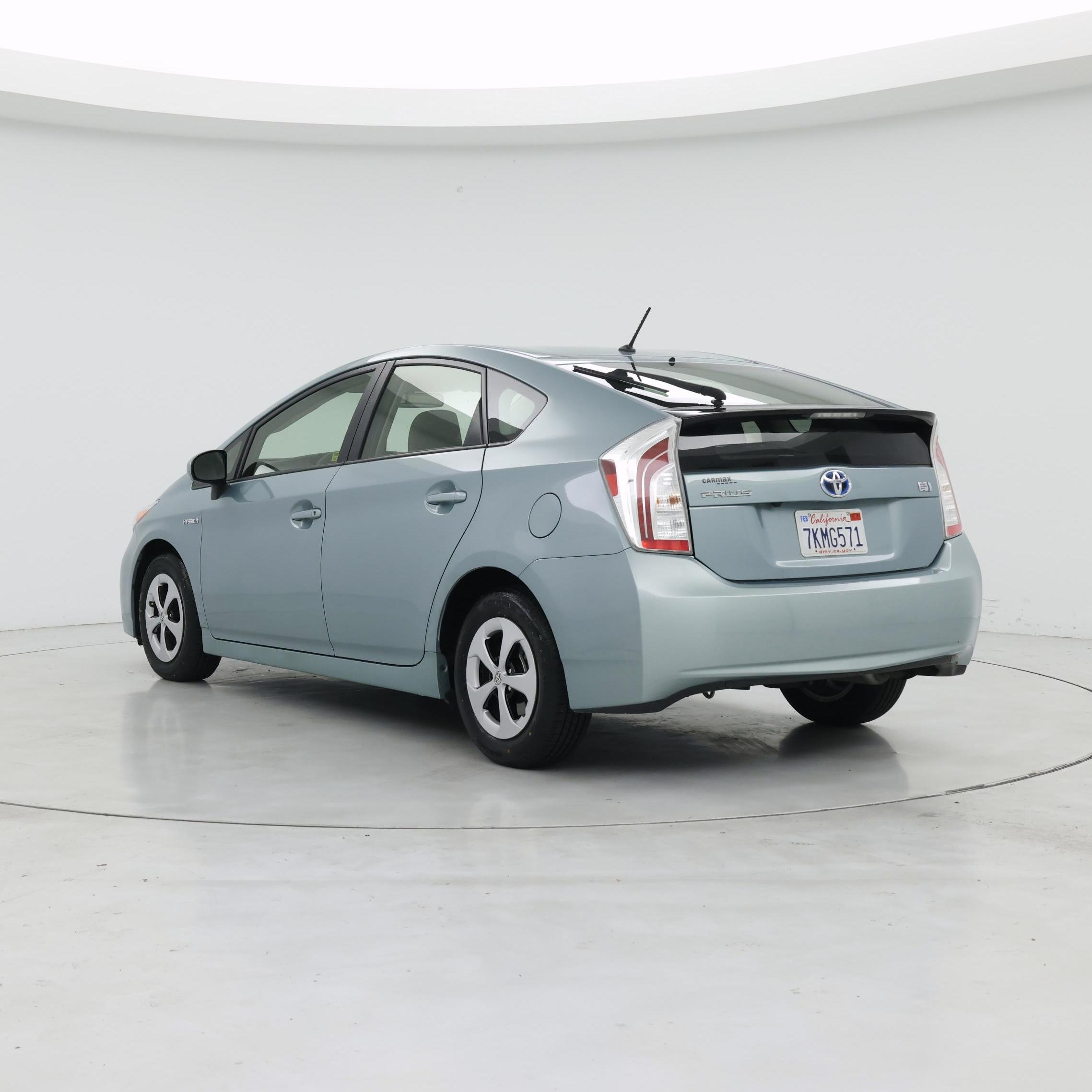 Thumbnail: 2015 Toyota Prius - 2