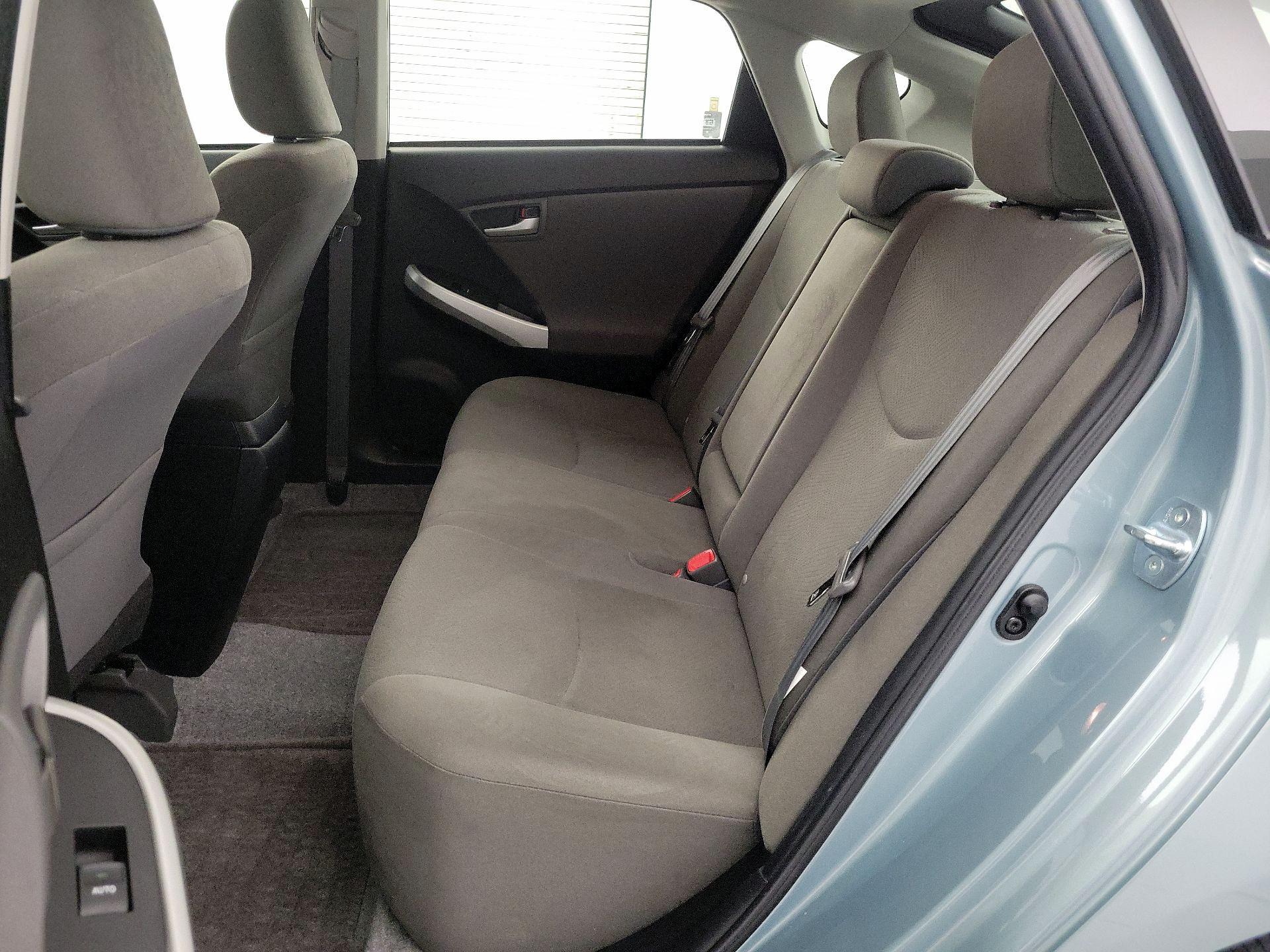 Thumbnail: 2015 Toyota Prius - 19