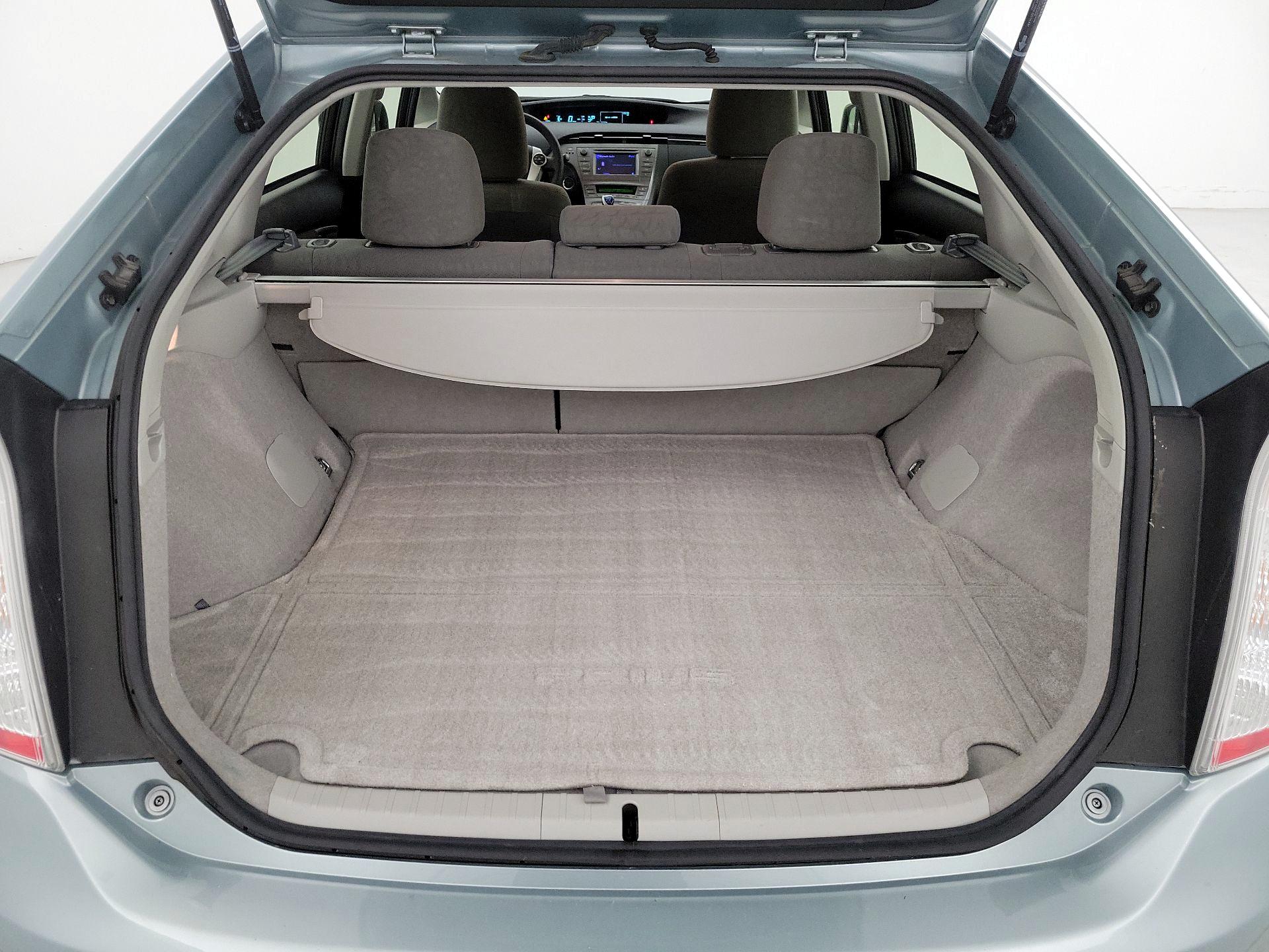 Thumbnail: 2015 Toyota Prius - 20