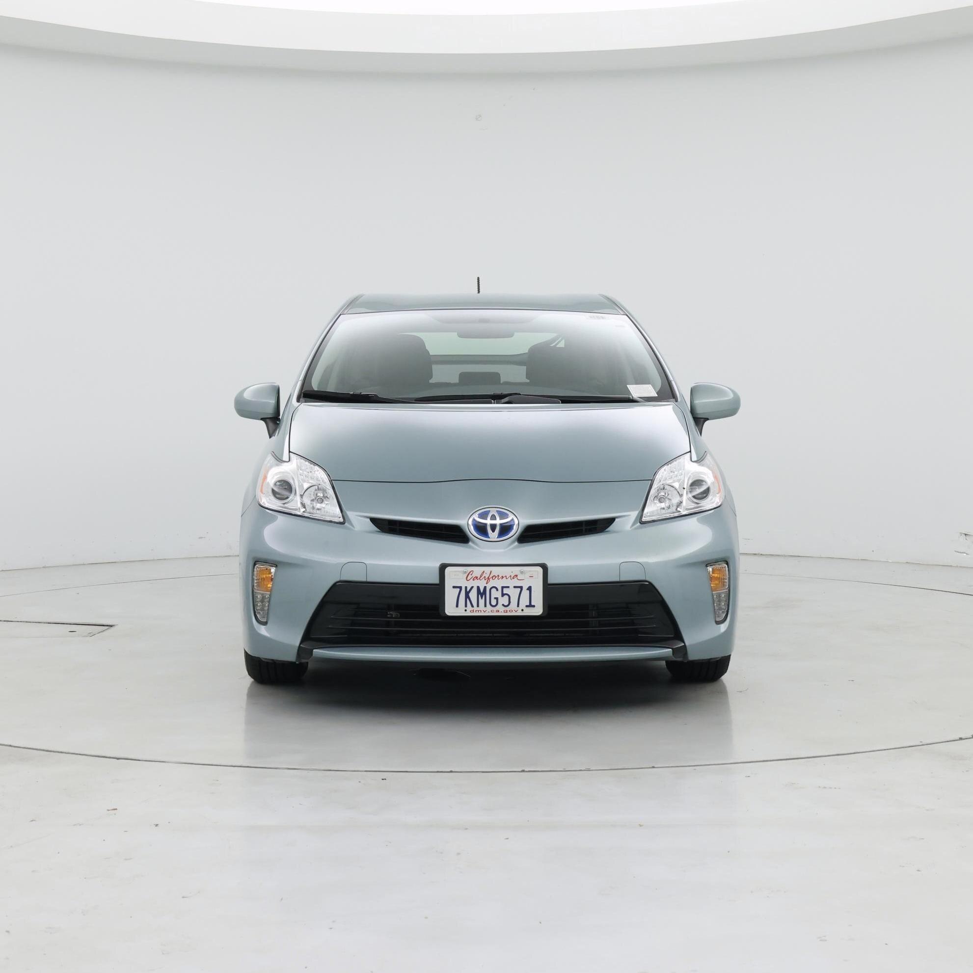 Thumbnail: 2015 Toyota Prius - 5