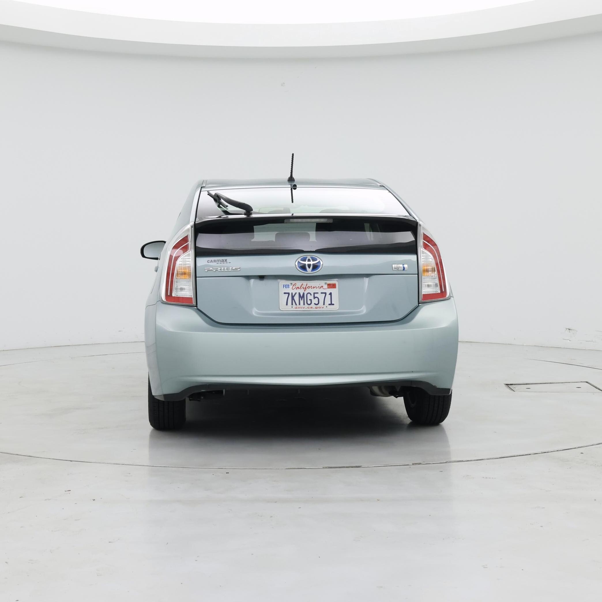 Thumbnail: 2015 Toyota Prius - 6