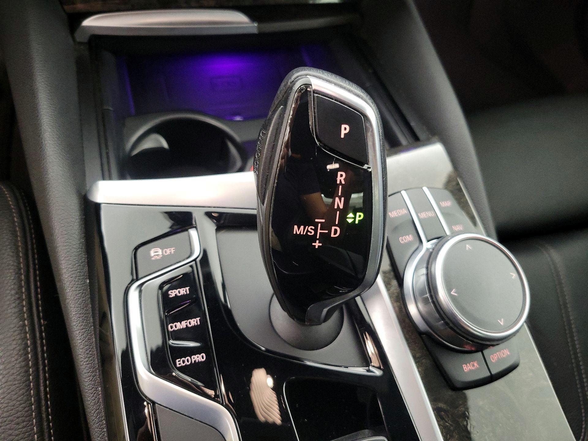 Thumbnail: 2017 BMW 5 Series - 17