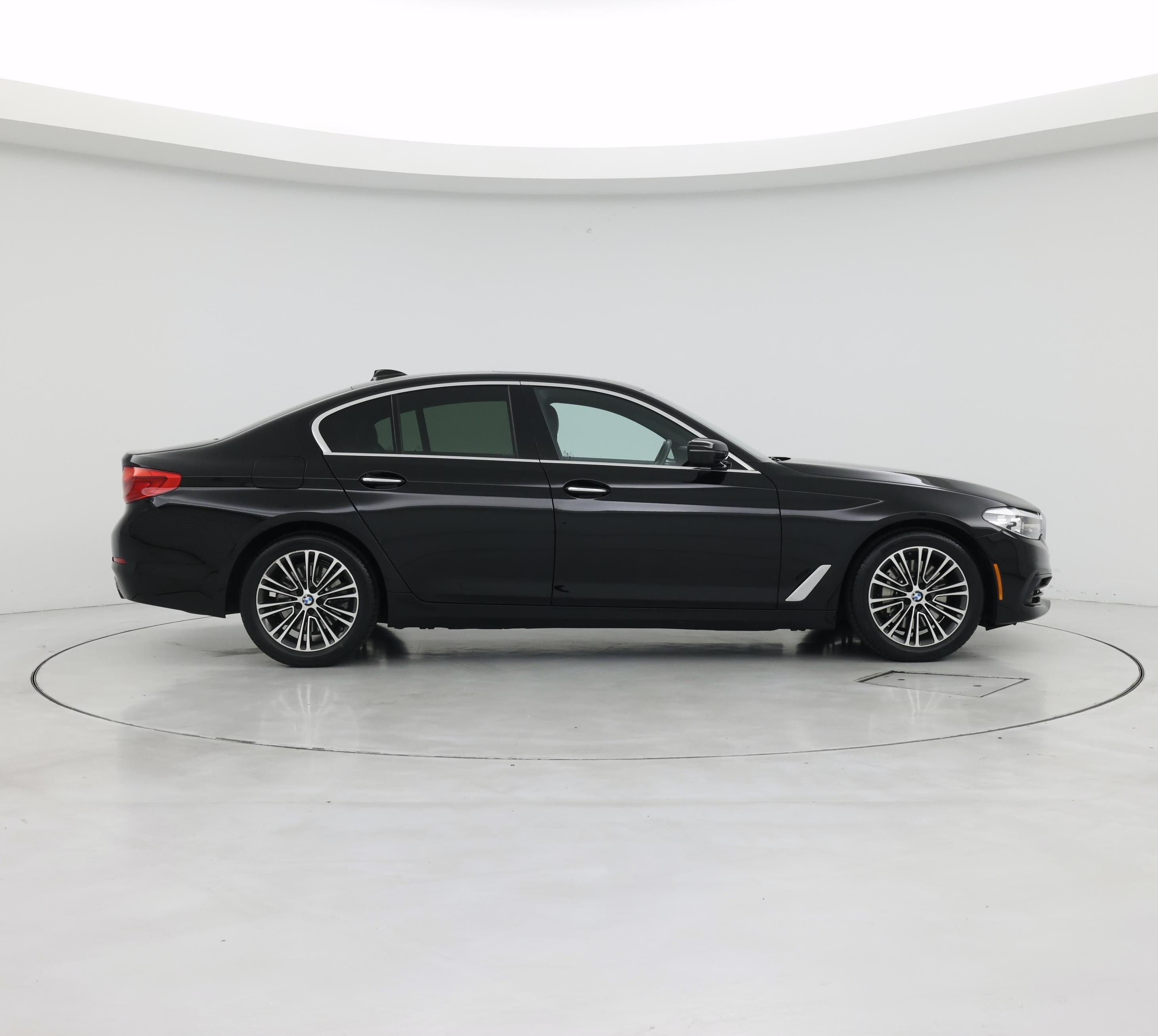 Thumbnail: 2017 BMW 5 Series - 7