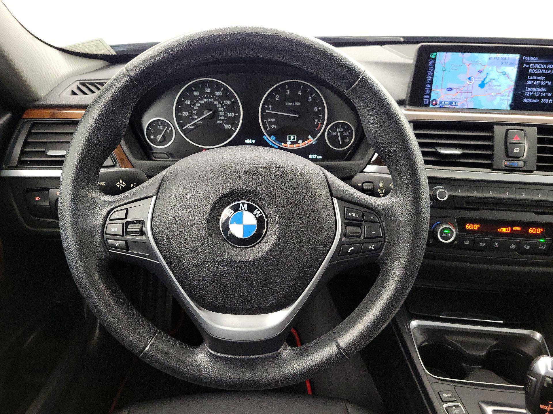 Thumbnail: 2015 BMW 3 Series - 10