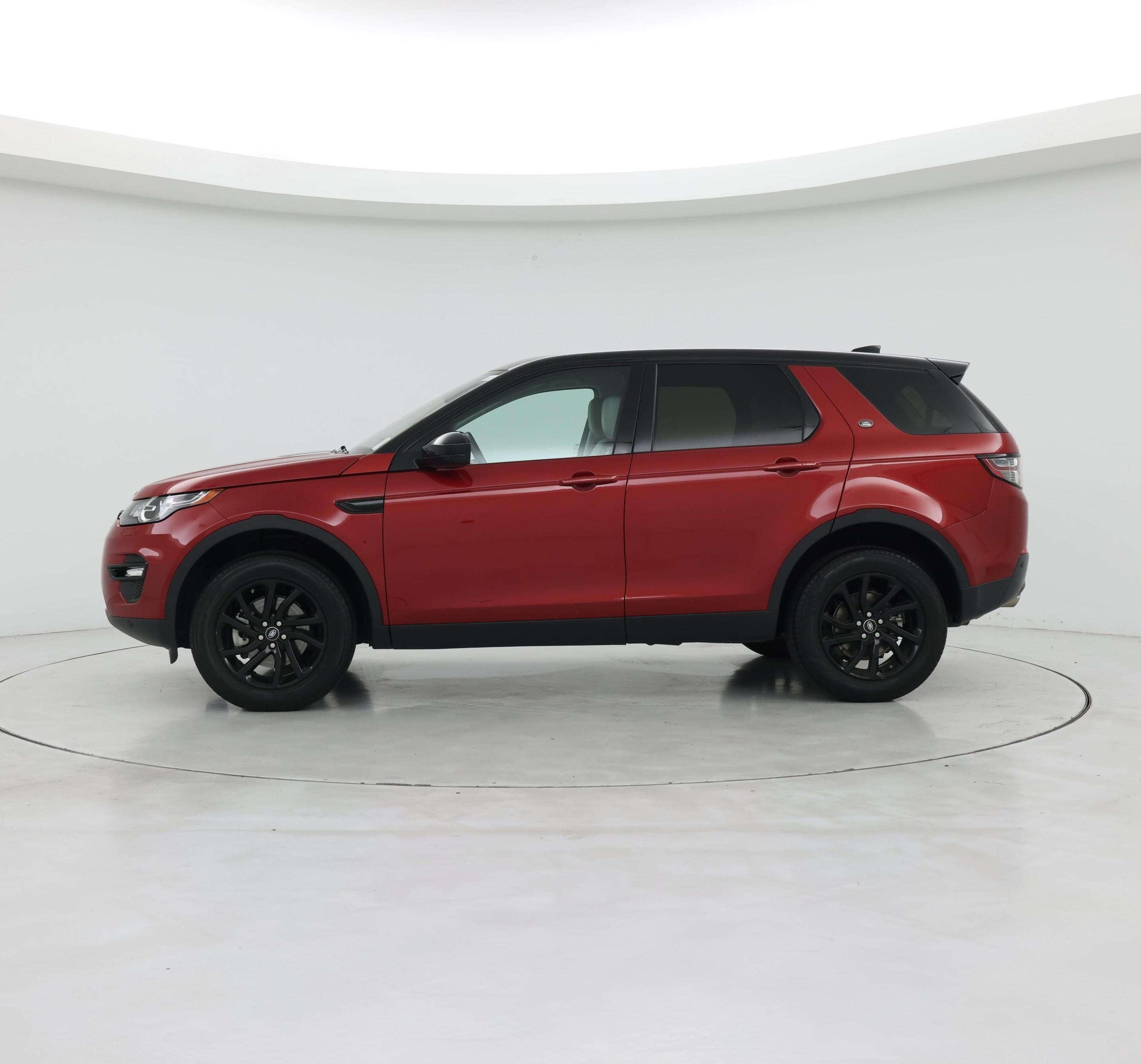 Thumbnail: 2017 Land Rover Discovery Sport - 3