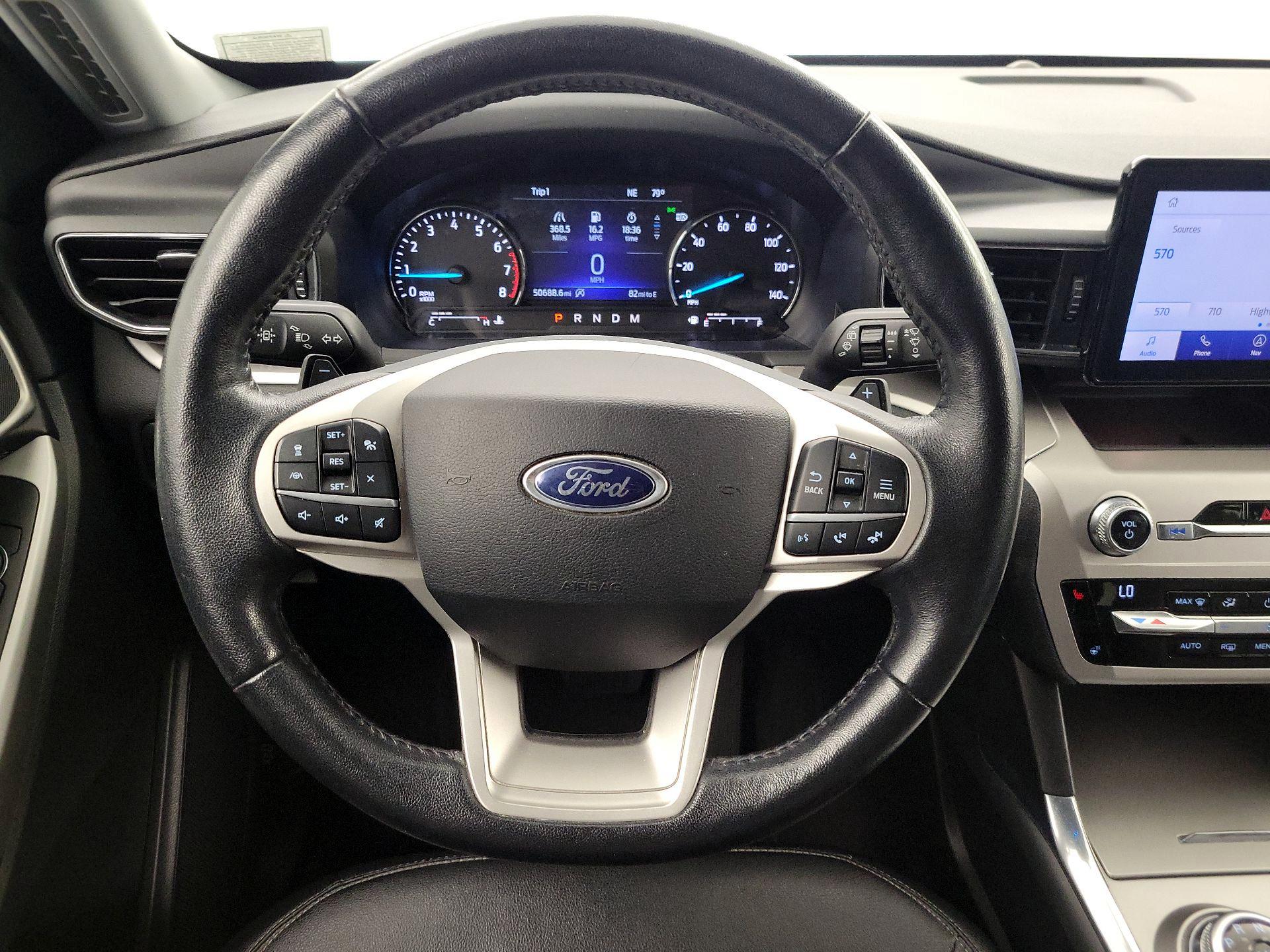 Thumbnail: 2020 Ford Explorer - 10