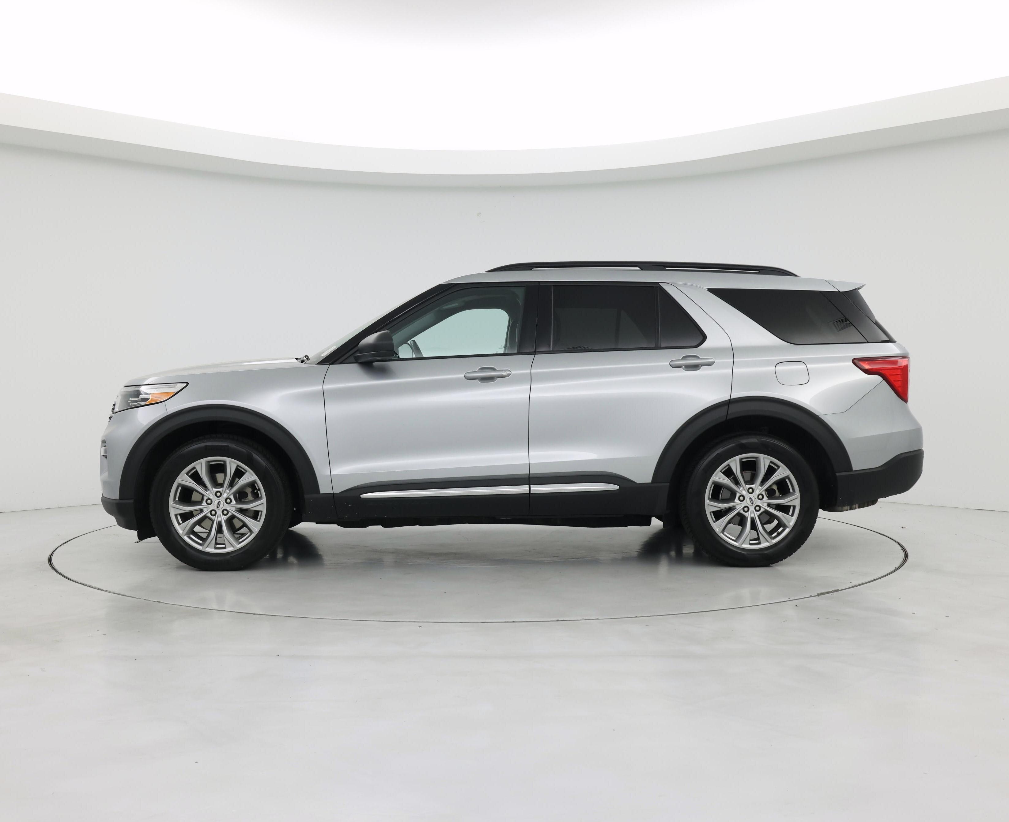 Thumbnail: 2020 Ford Explorer - 3