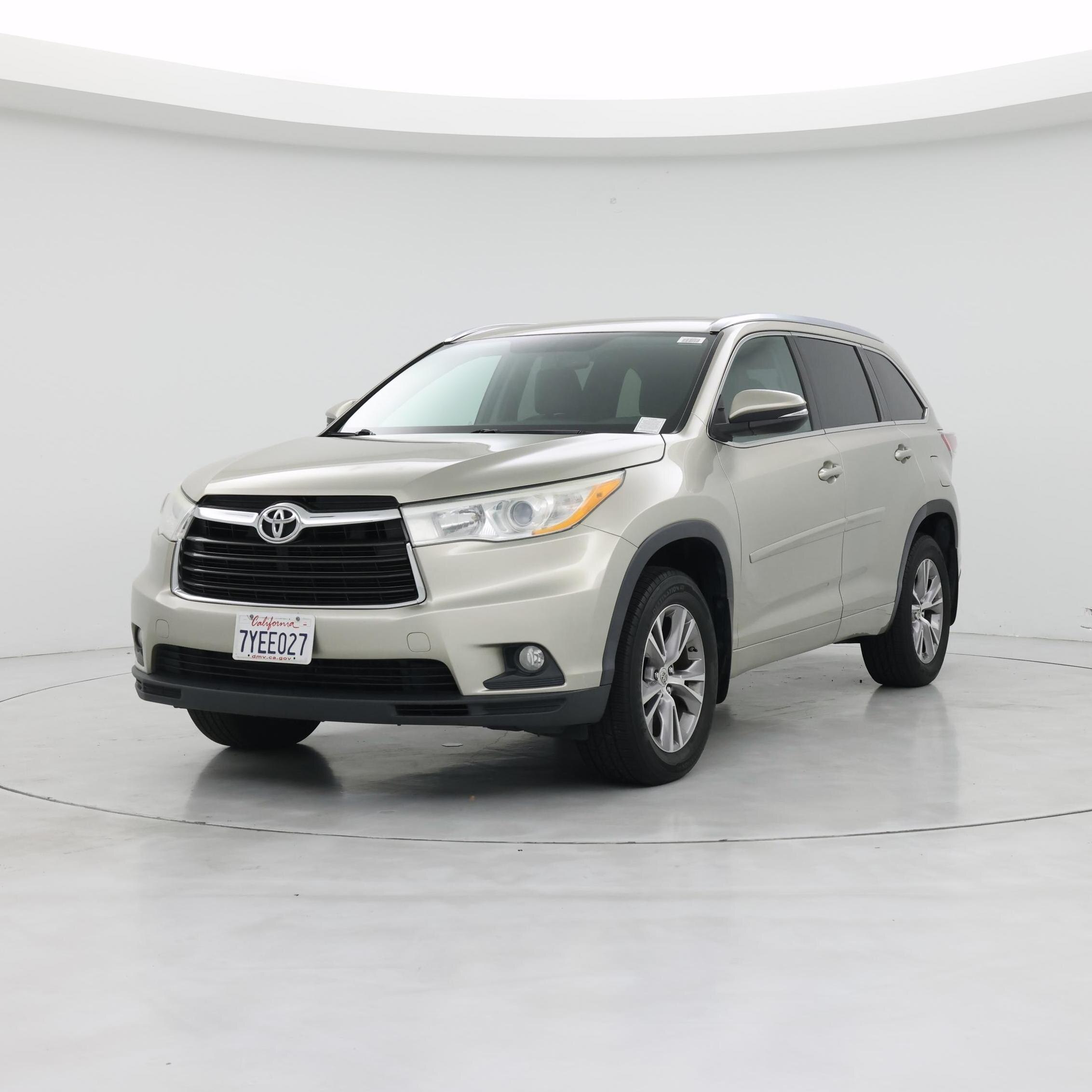 Thumbnail: 2014 Toyota Highlander - 4