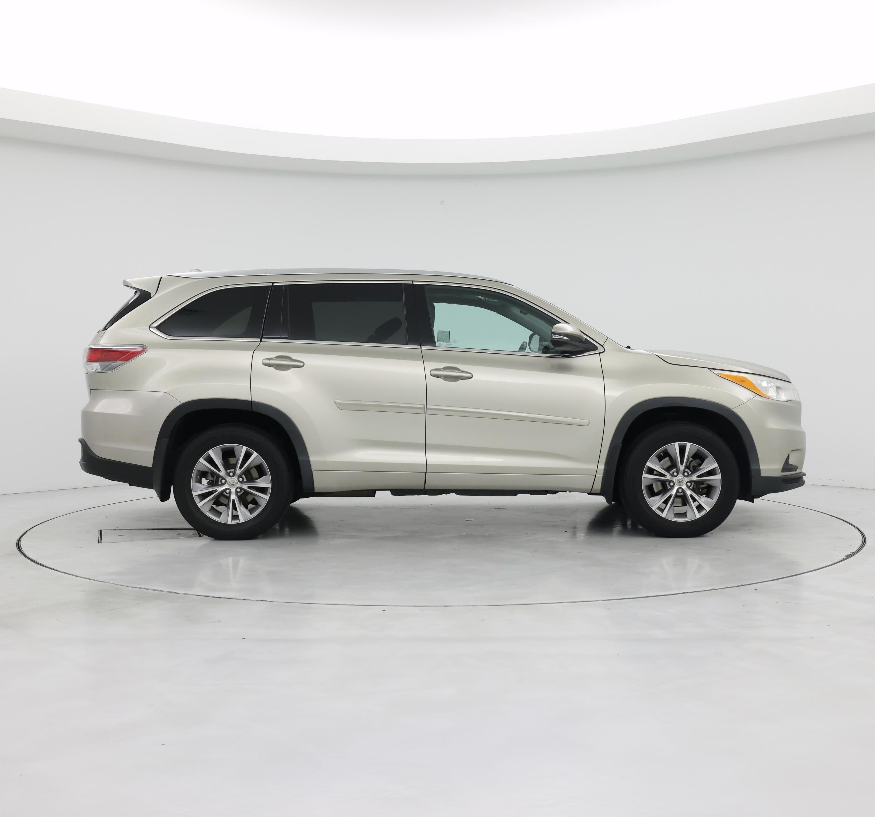 Thumbnail: 2014 Toyota Highlander - 7