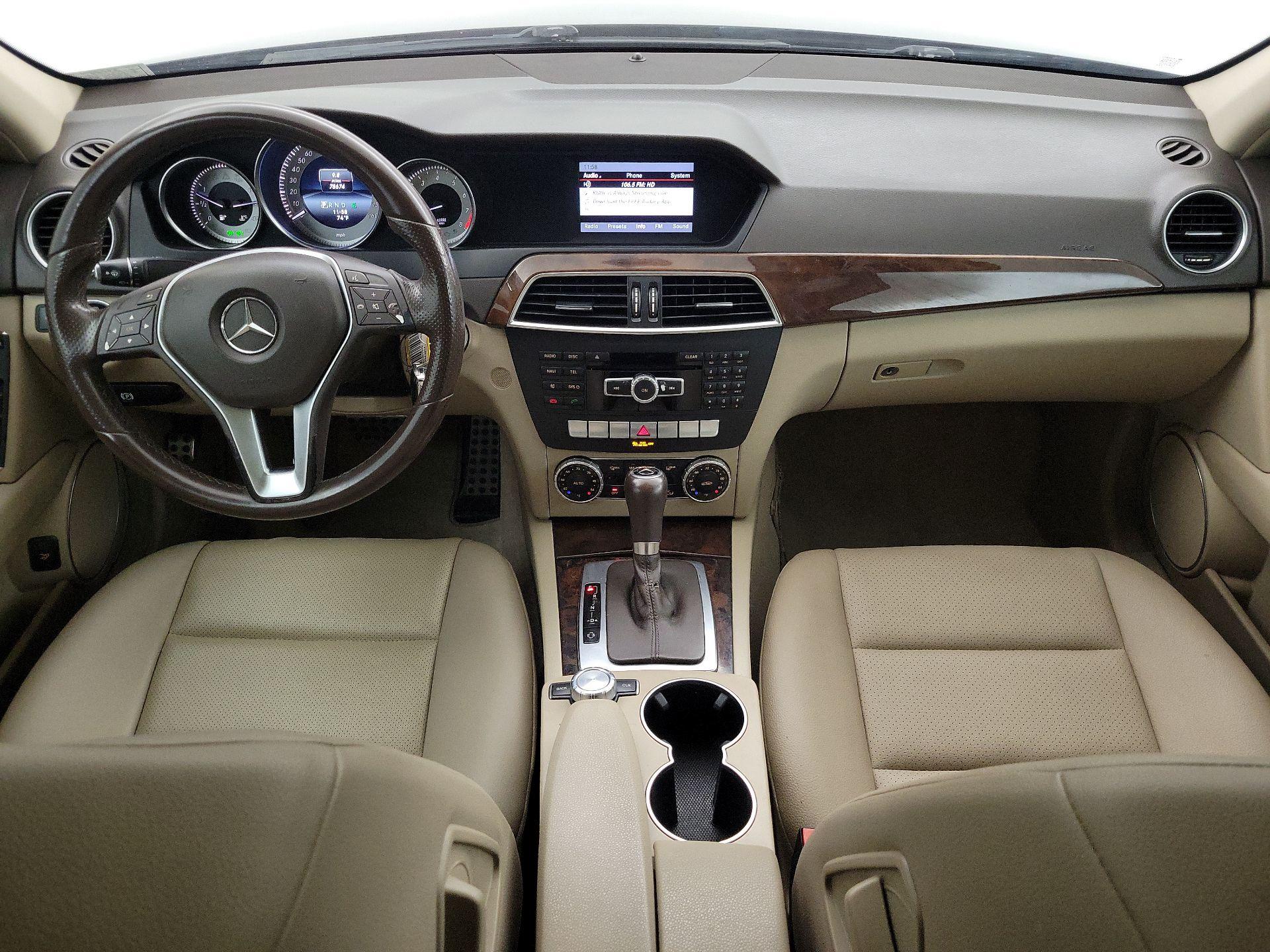 Thumbnail: 2014 Mercedes-Benz C-Class - 9
