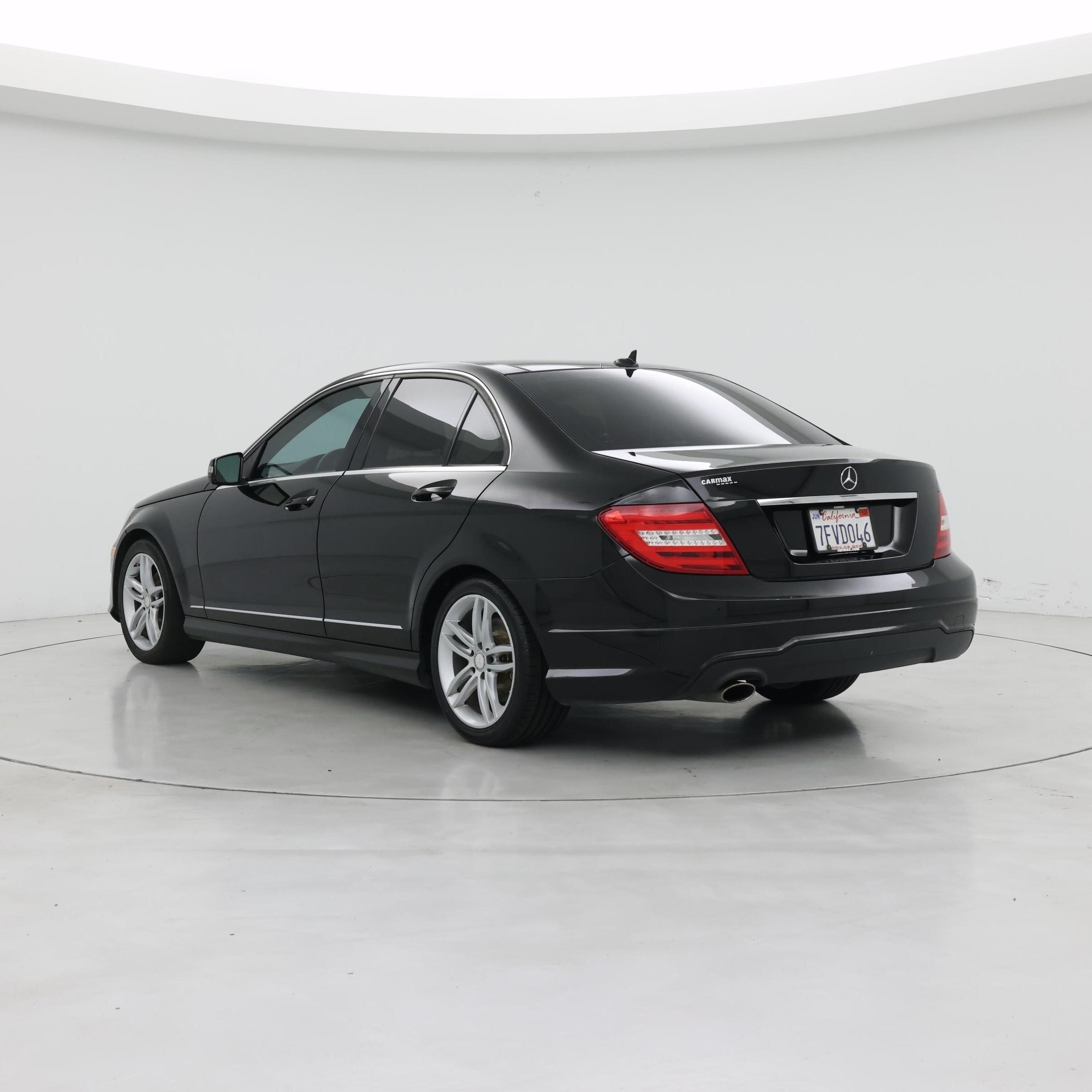 Thumbnail: 2014 Mercedes-Benz C-Class - 2