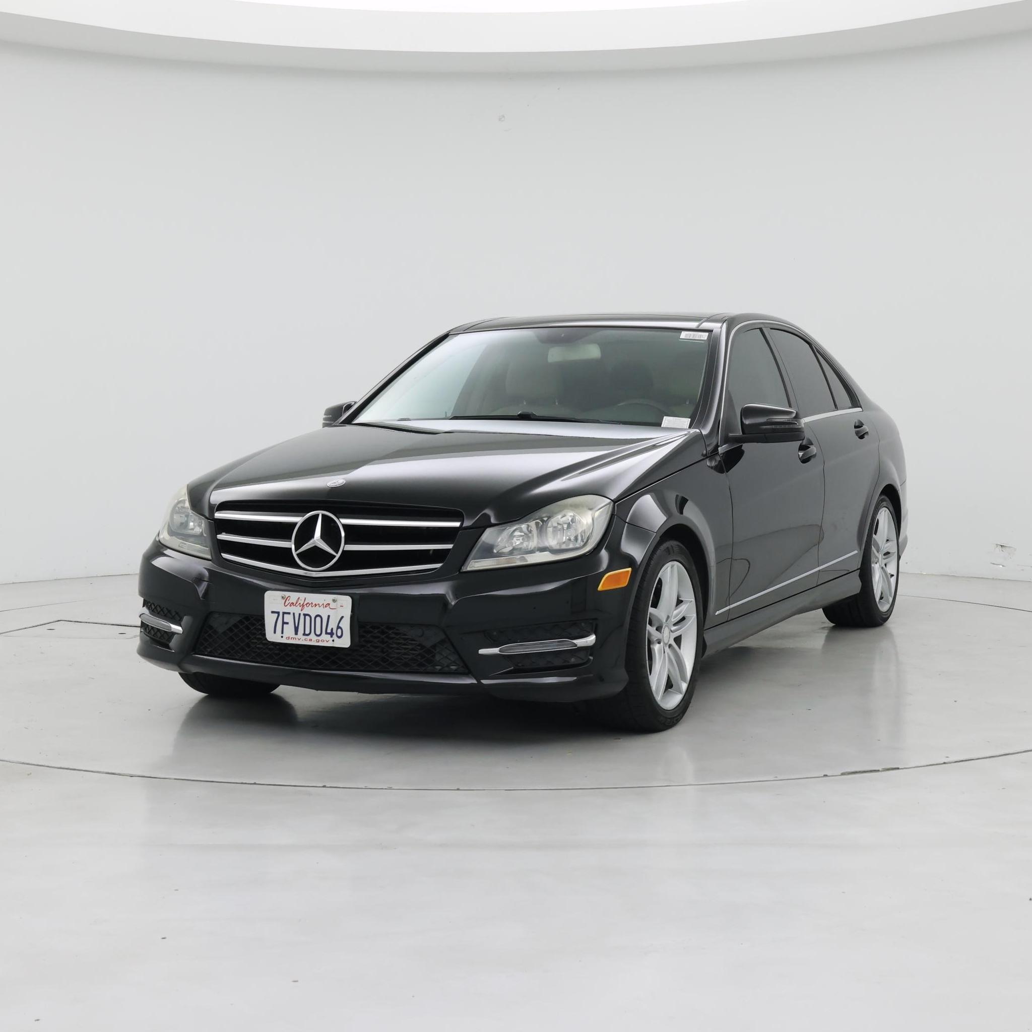 Thumbnail: 2014 Mercedes-Benz C-Class - 4