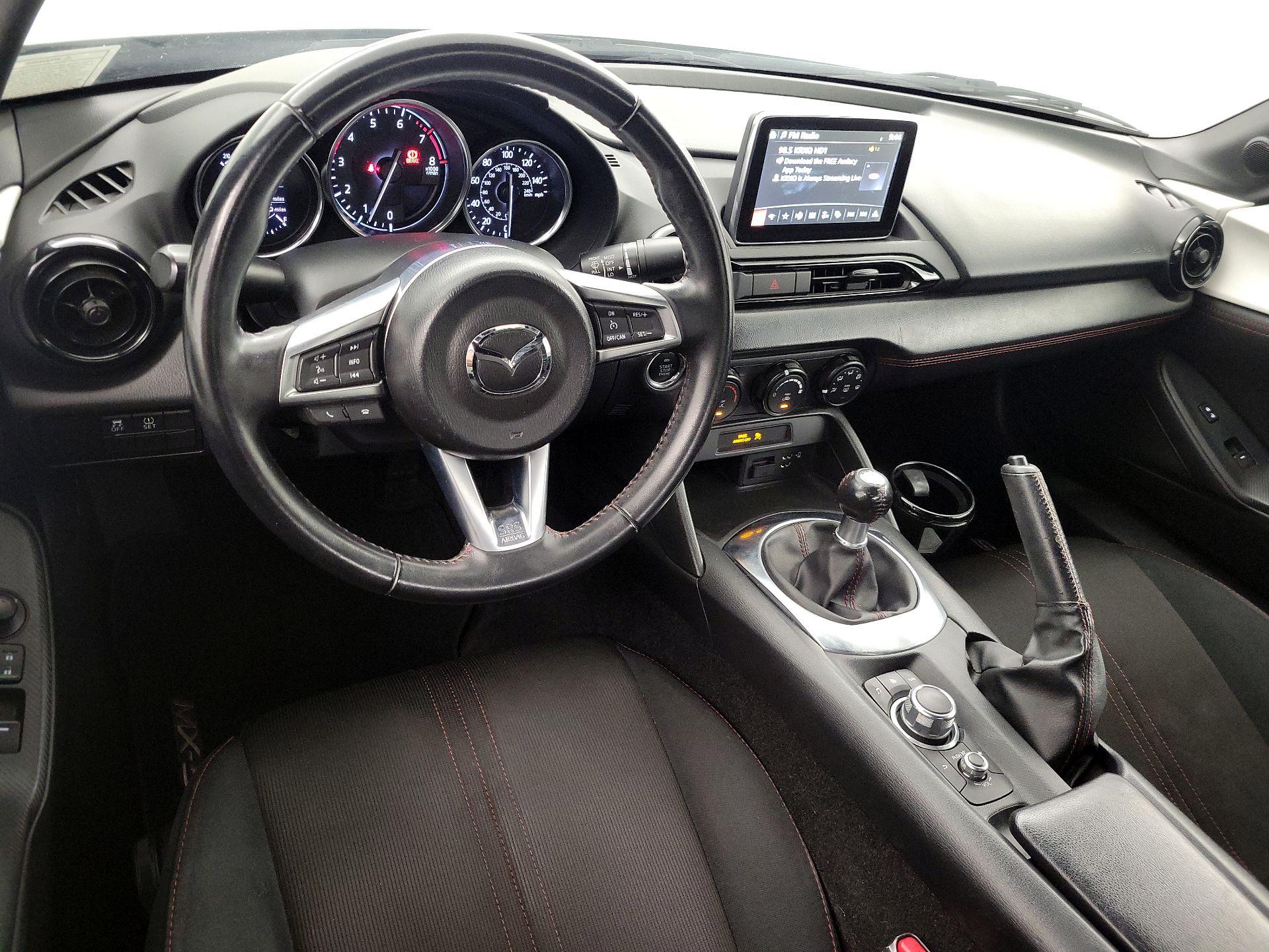 Thumbnail: 2016 Mazda MX-5 Miata - 9