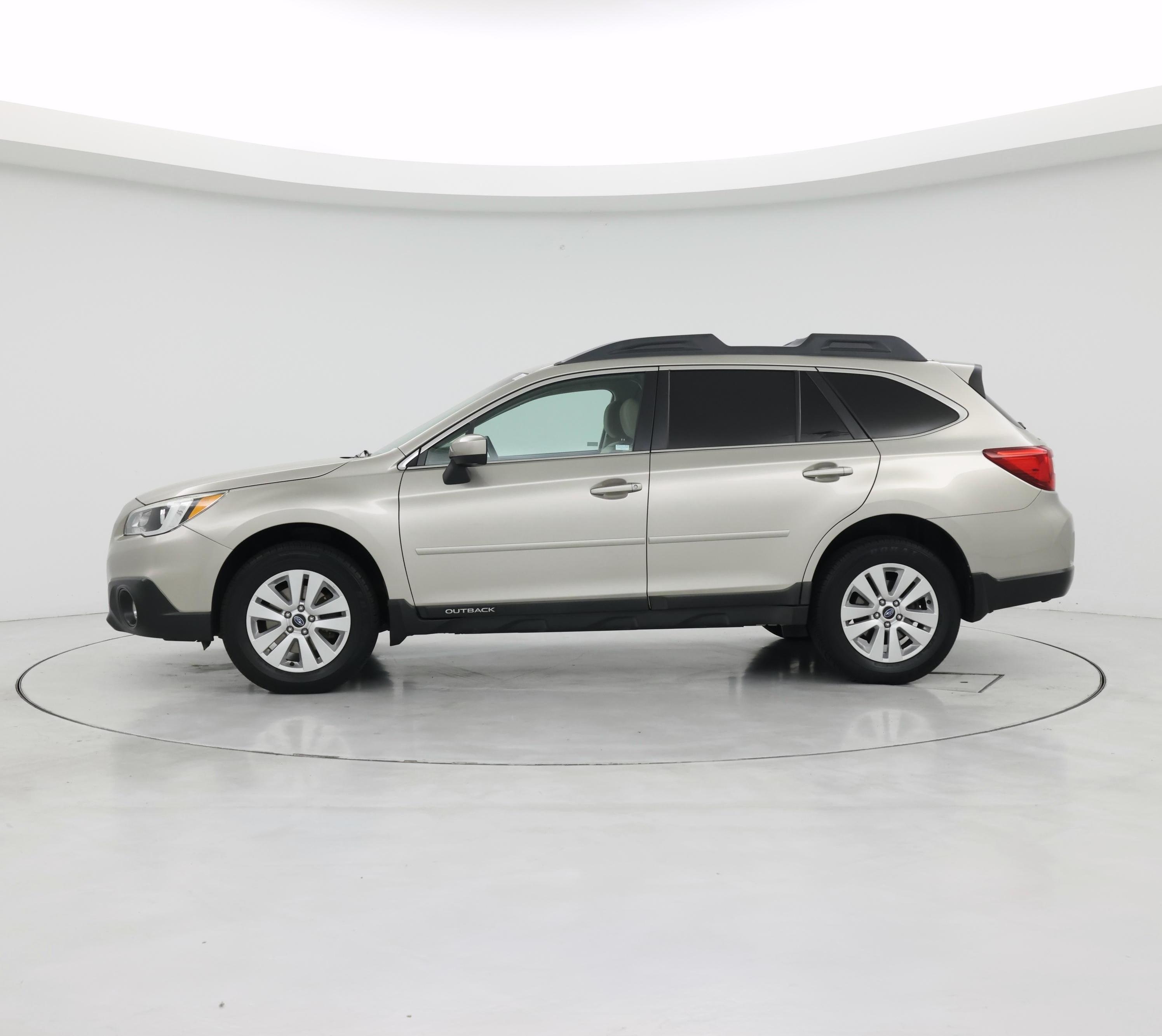 Thumbnail: 2015 Subaru Outback - 3
