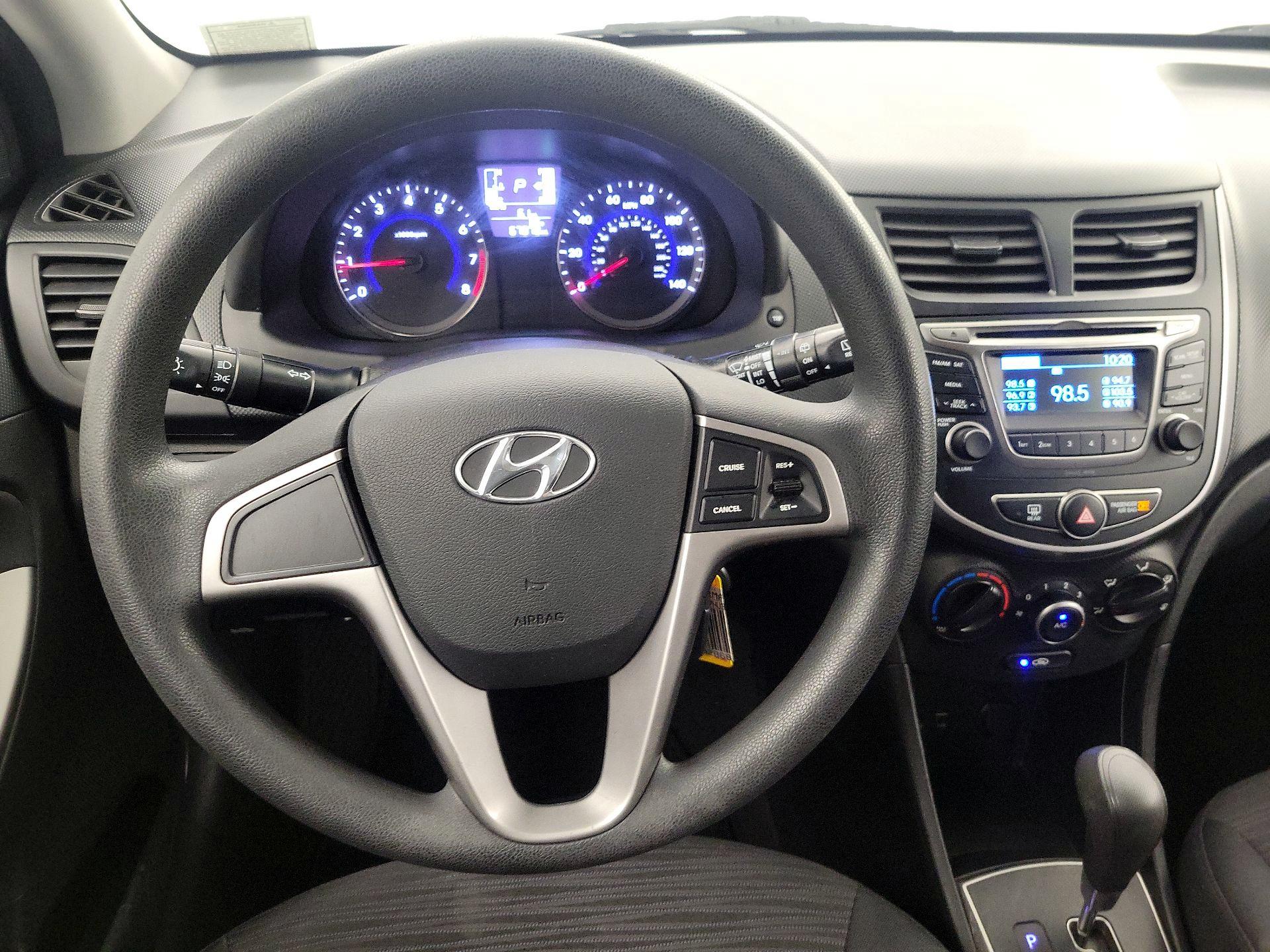 Thumbnail: 2017 Hyundai Accent - 10