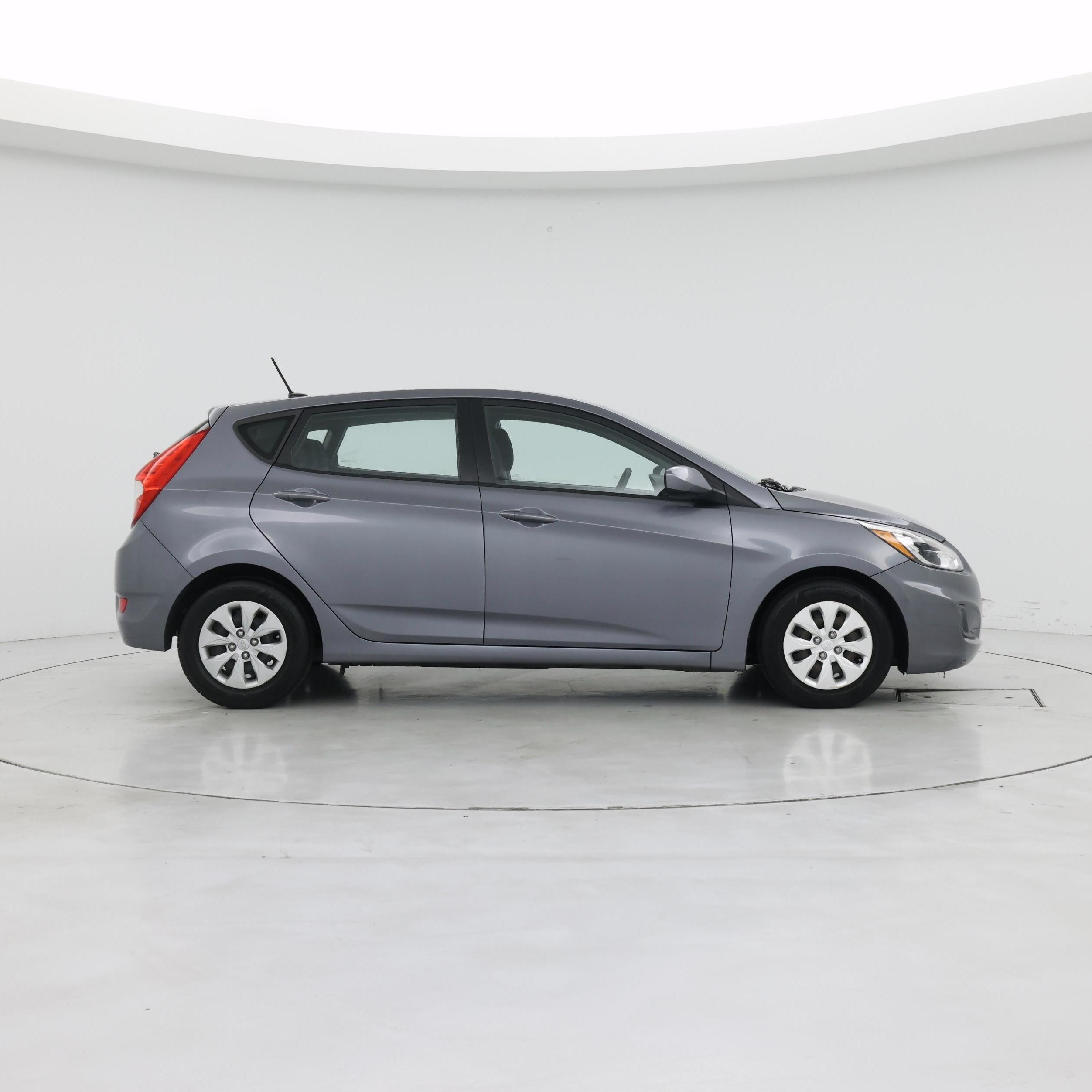 Thumbnail: 2017 Hyundai Accent - 7