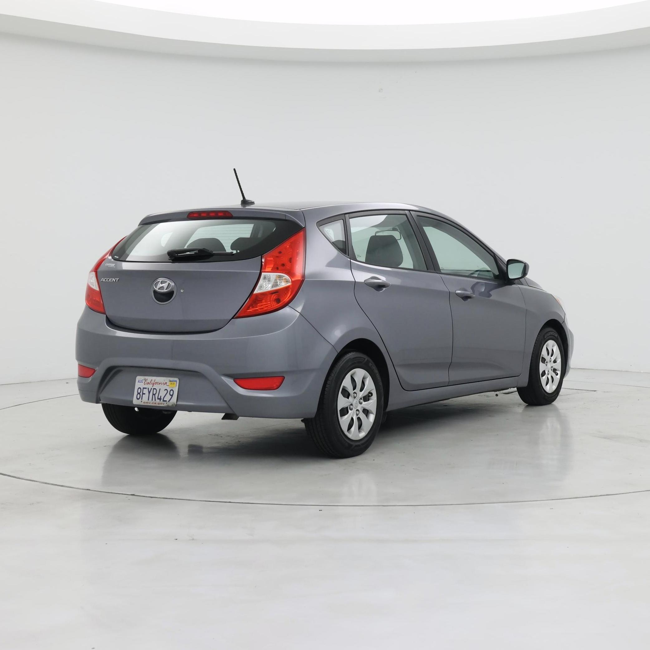 Thumbnail: 2017 Hyundai Accent - 8
