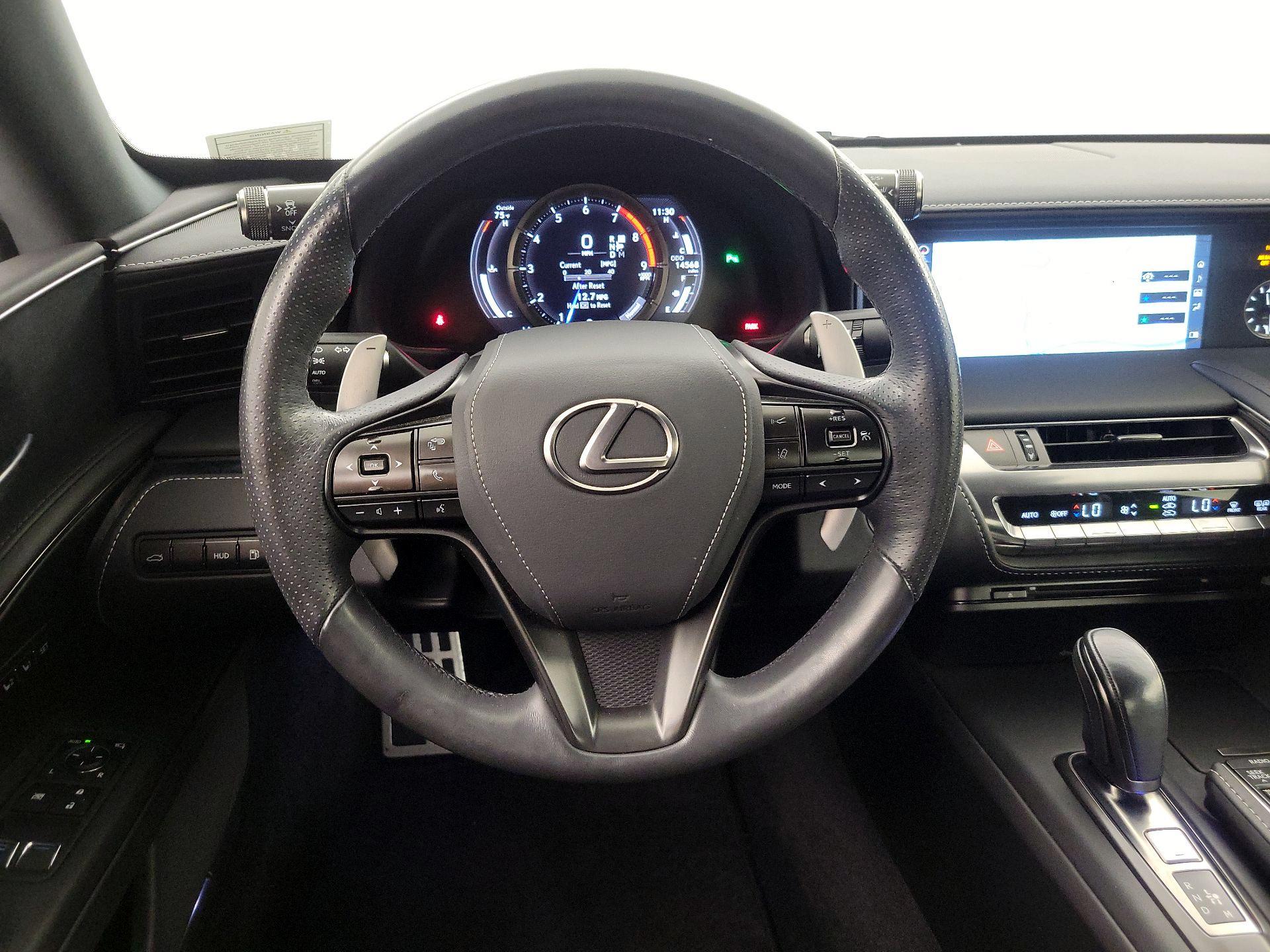 Thumbnail: 2018 Lexus LC - 10