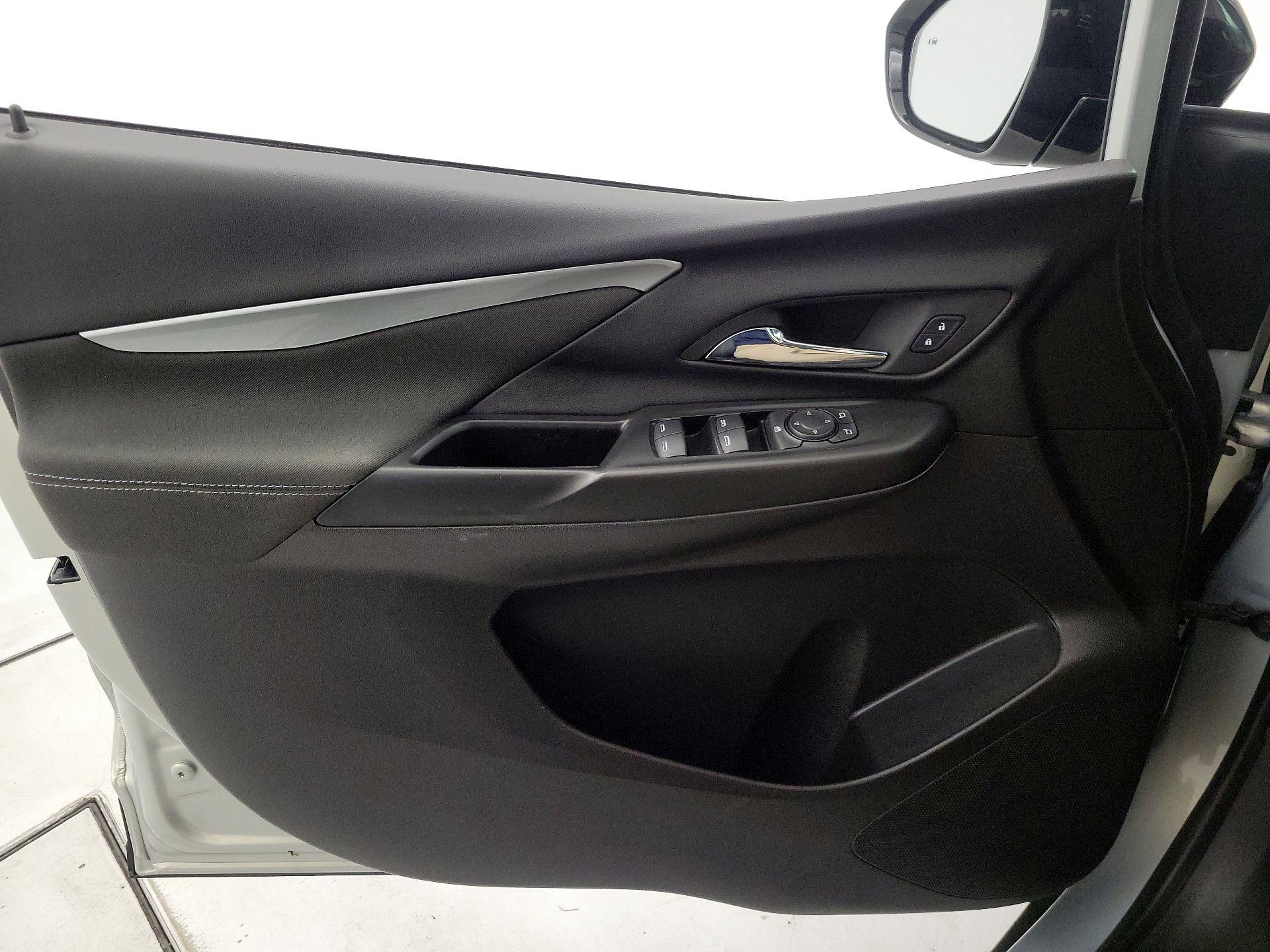 Thumbnail: 2023 Chevrolet Bolt EV - 12