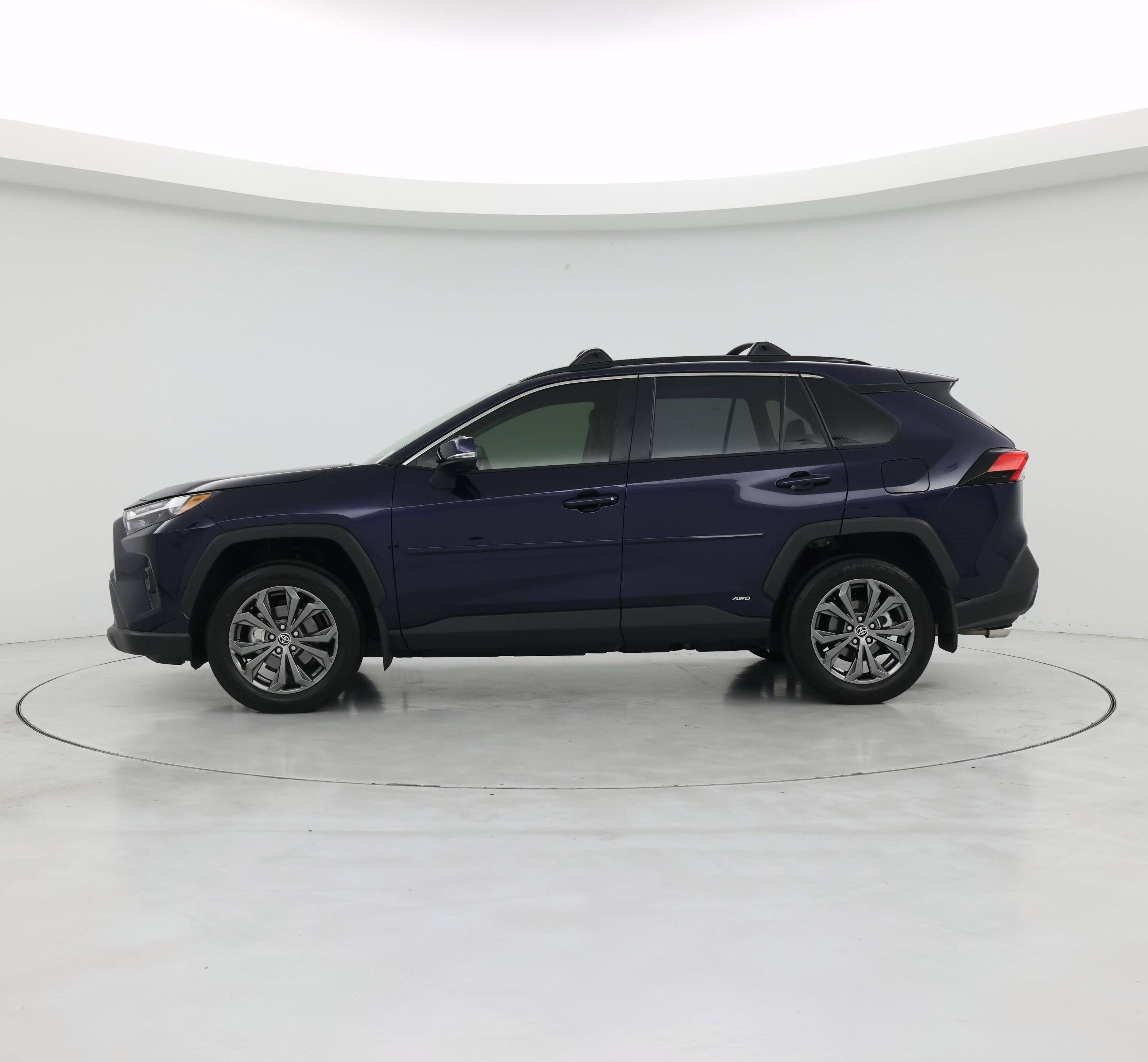 Thumbnail: 2025 Toyota RAV4 - 3