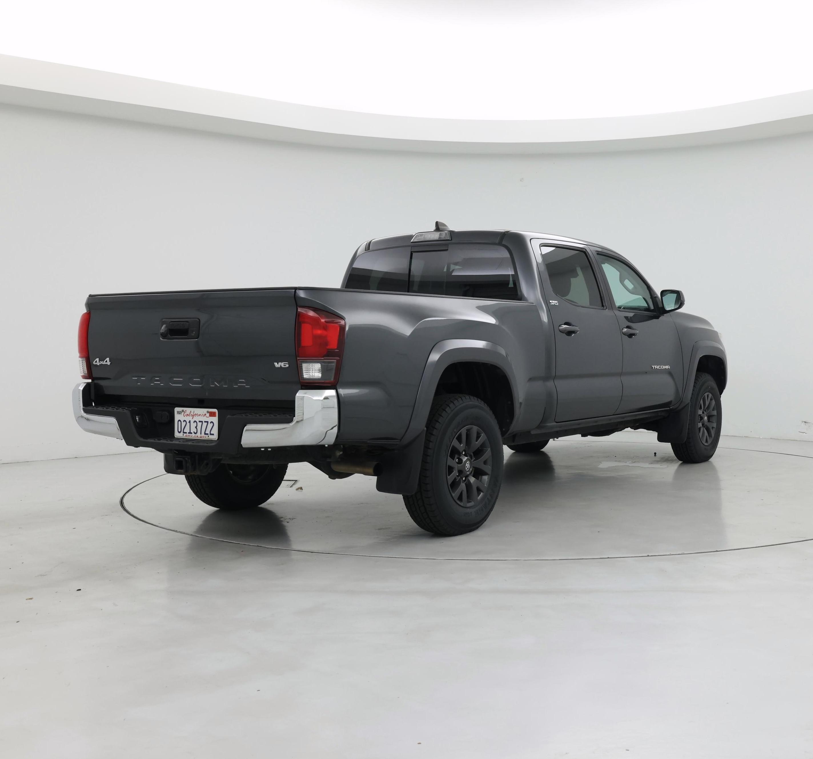 Thumbnail: 2020 Toyota Tacoma - 8