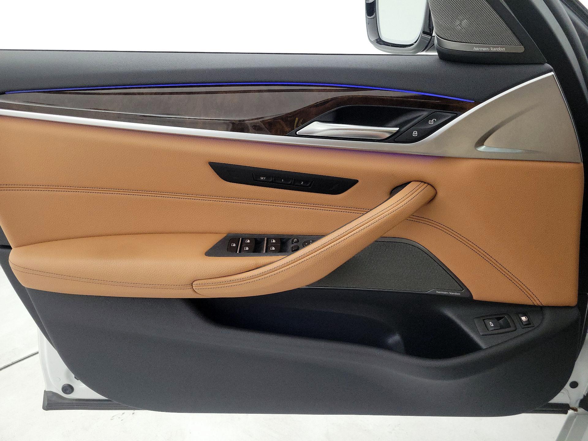 Thumbnail: 2019 BMW 5 Series - 12