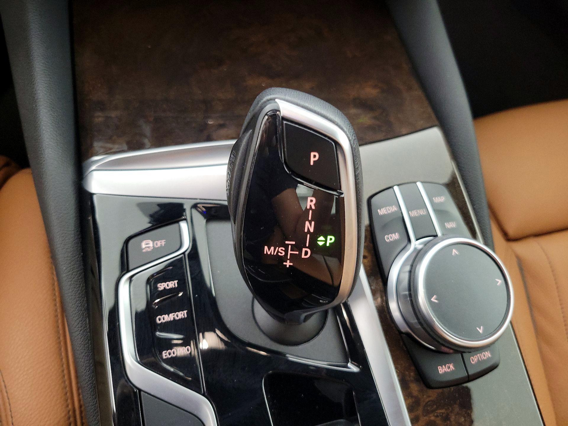 Thumbnail: 2019 BMW 5 Series - 17