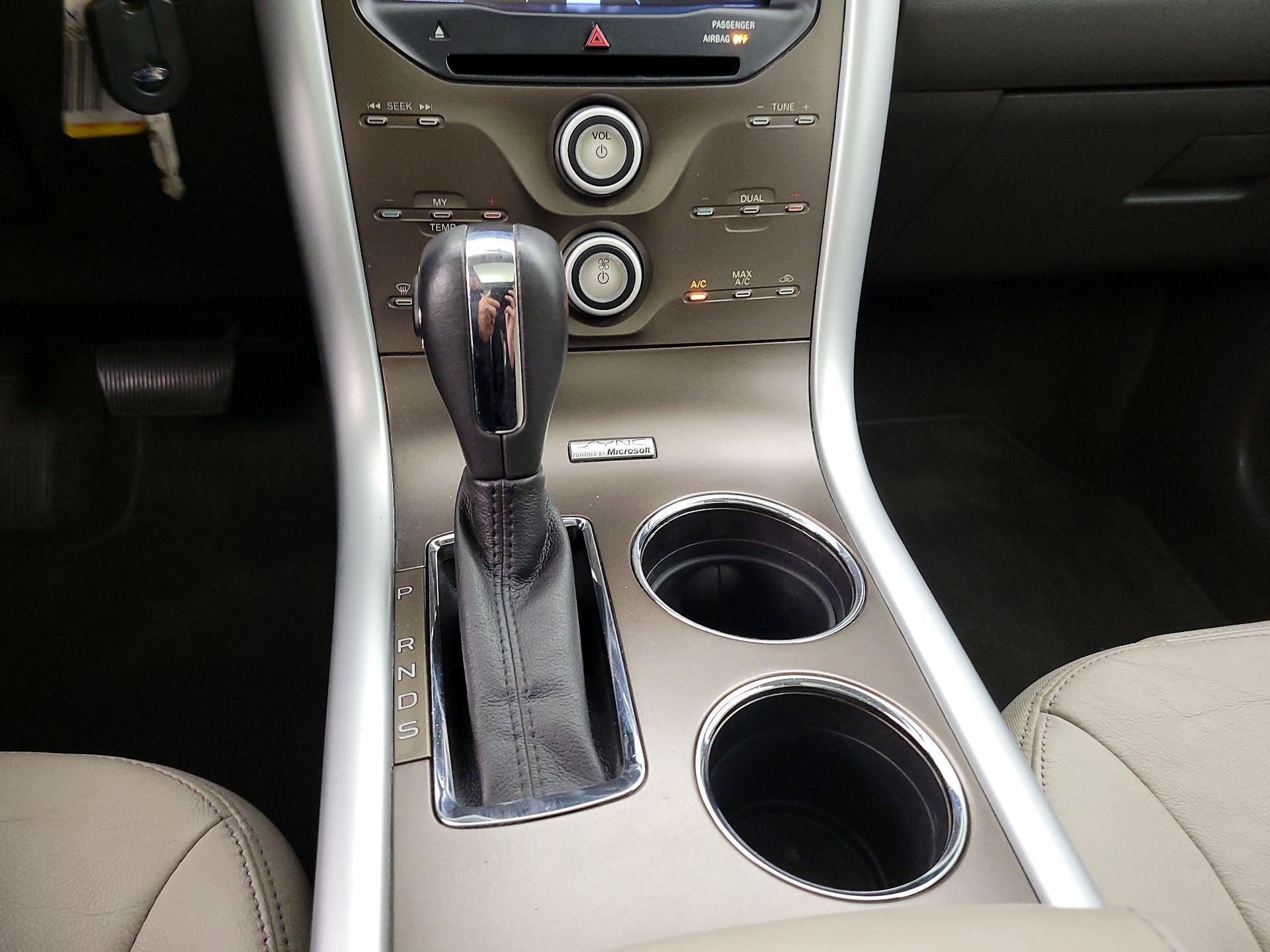 Thumbnail: 2013 Ford Edge - 17