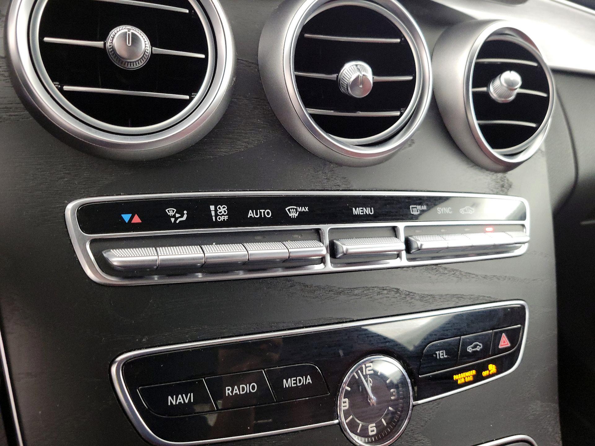 Thumbnail: 2020 Mercedes-Benz C-Class - 16