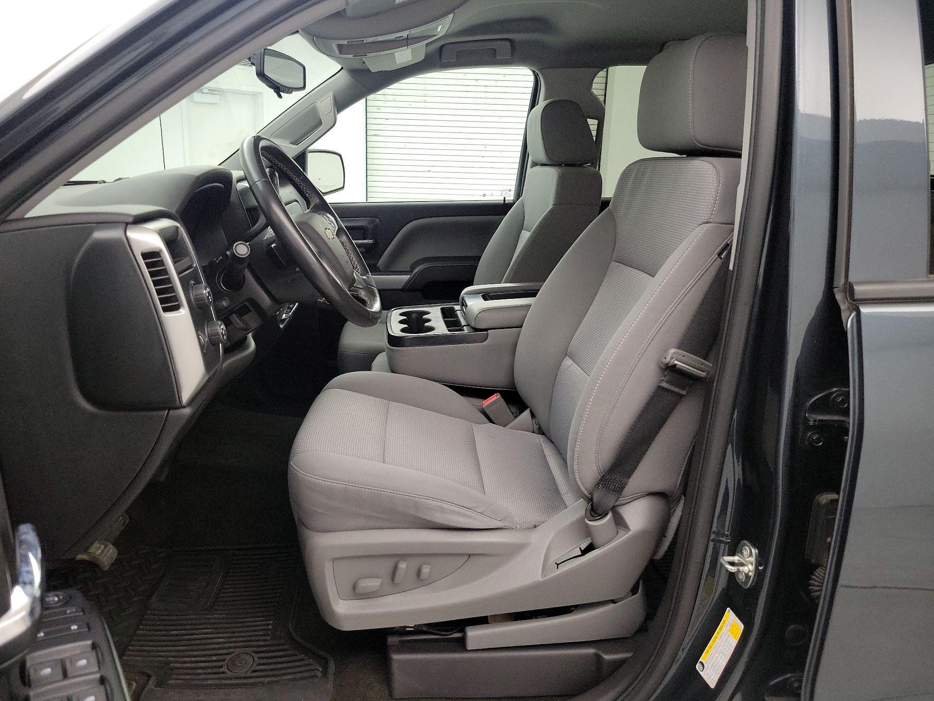 Thumbnail: 2018 Chevrolet Silverado 1500 - 11