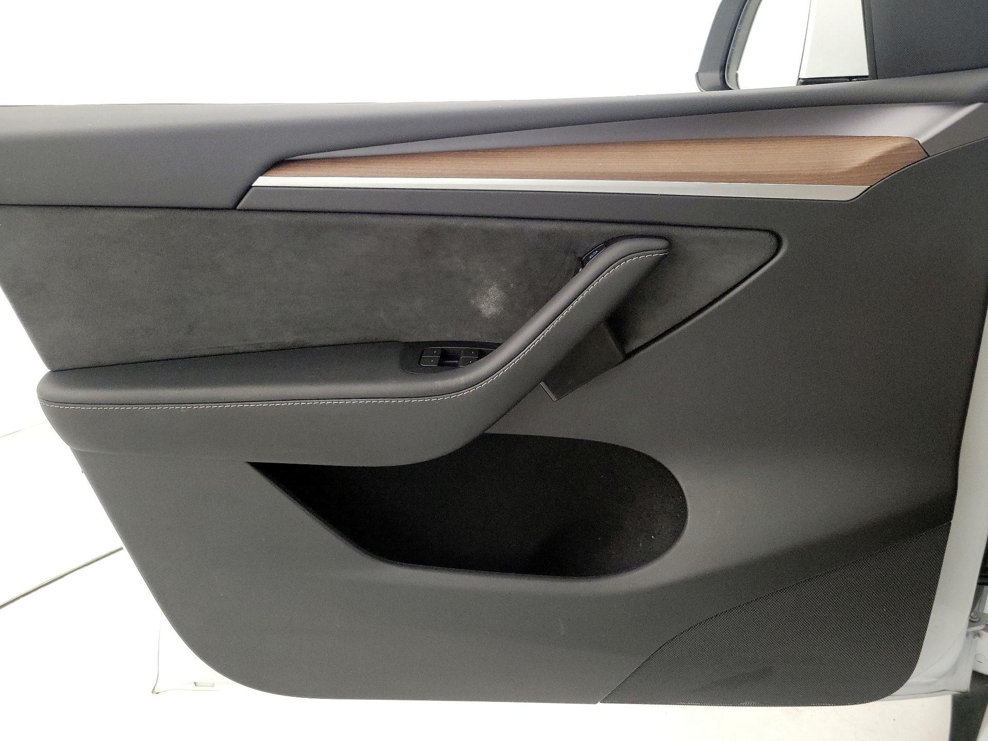 Thumbnail: 2024 Tesla Model Y - 12