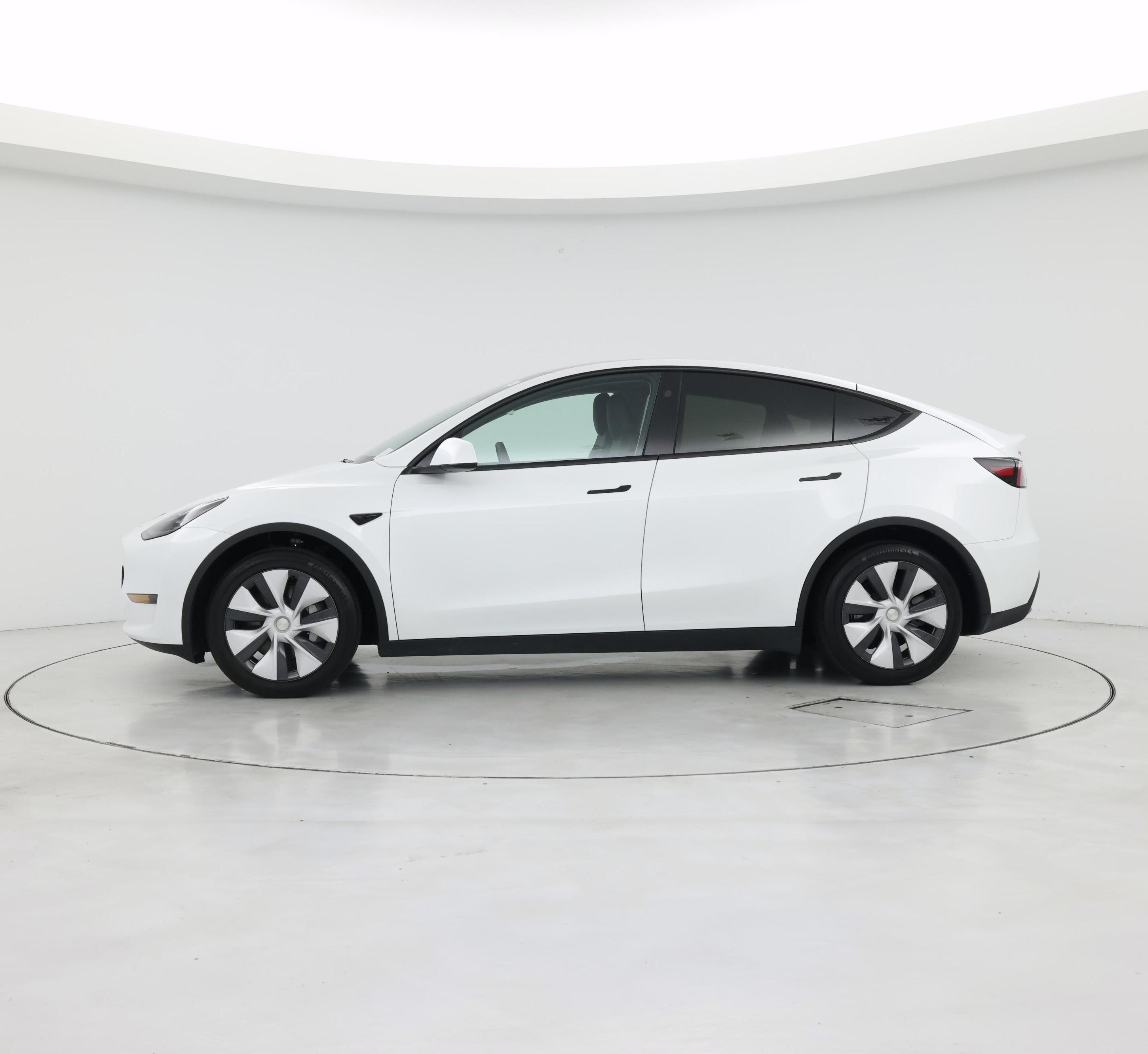 Thumbnail: 2024 Tesla Model Y - 3
