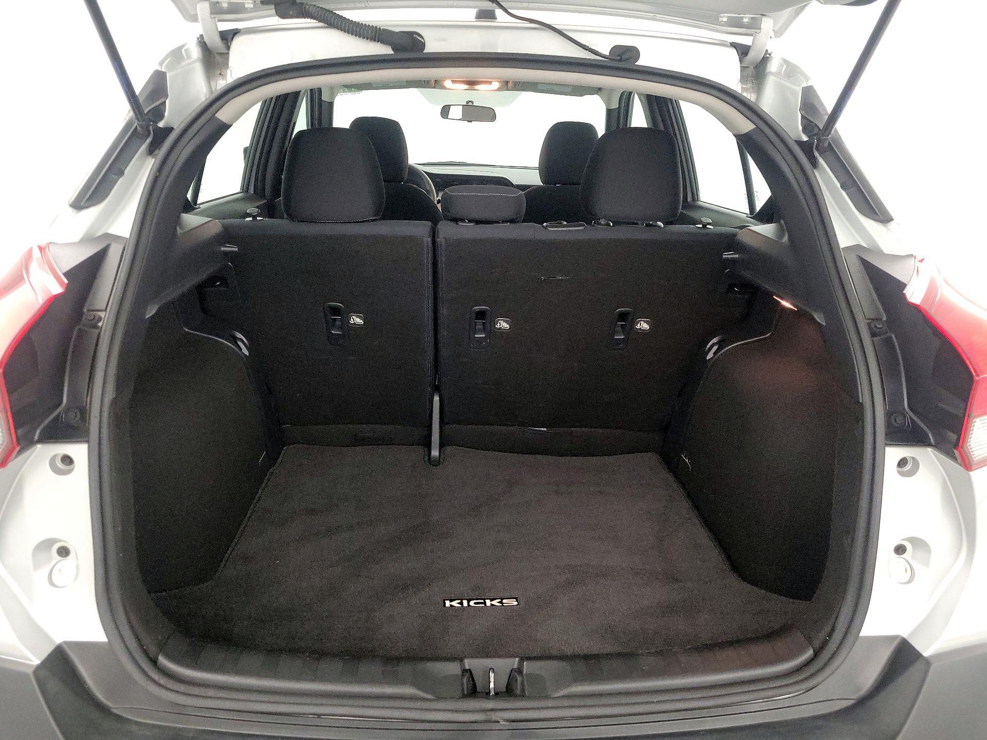 Thumbnail: 2019 Nissan Kicks - 20