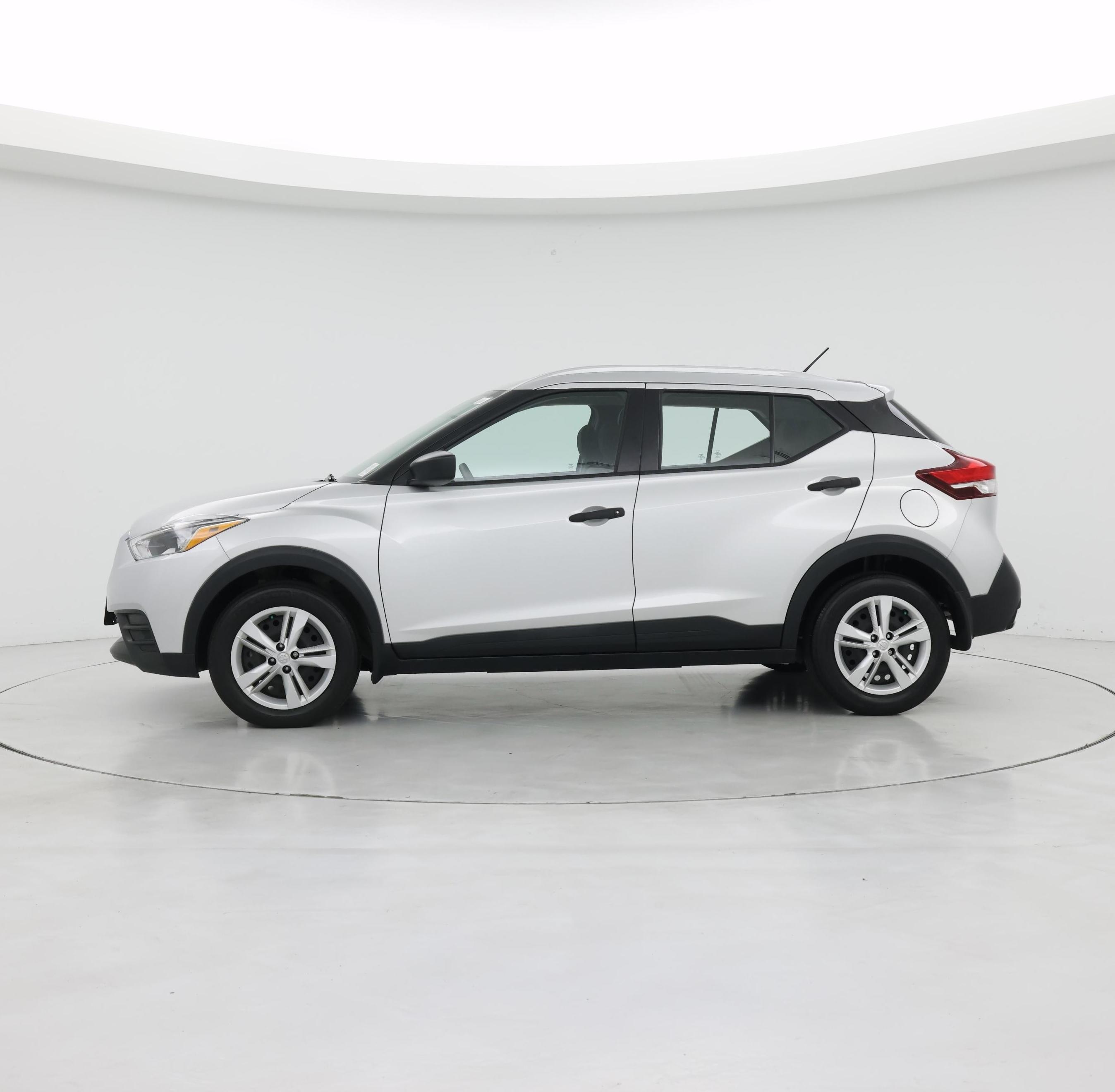 Thumbnail: 2019 Nissan Kicks - 3