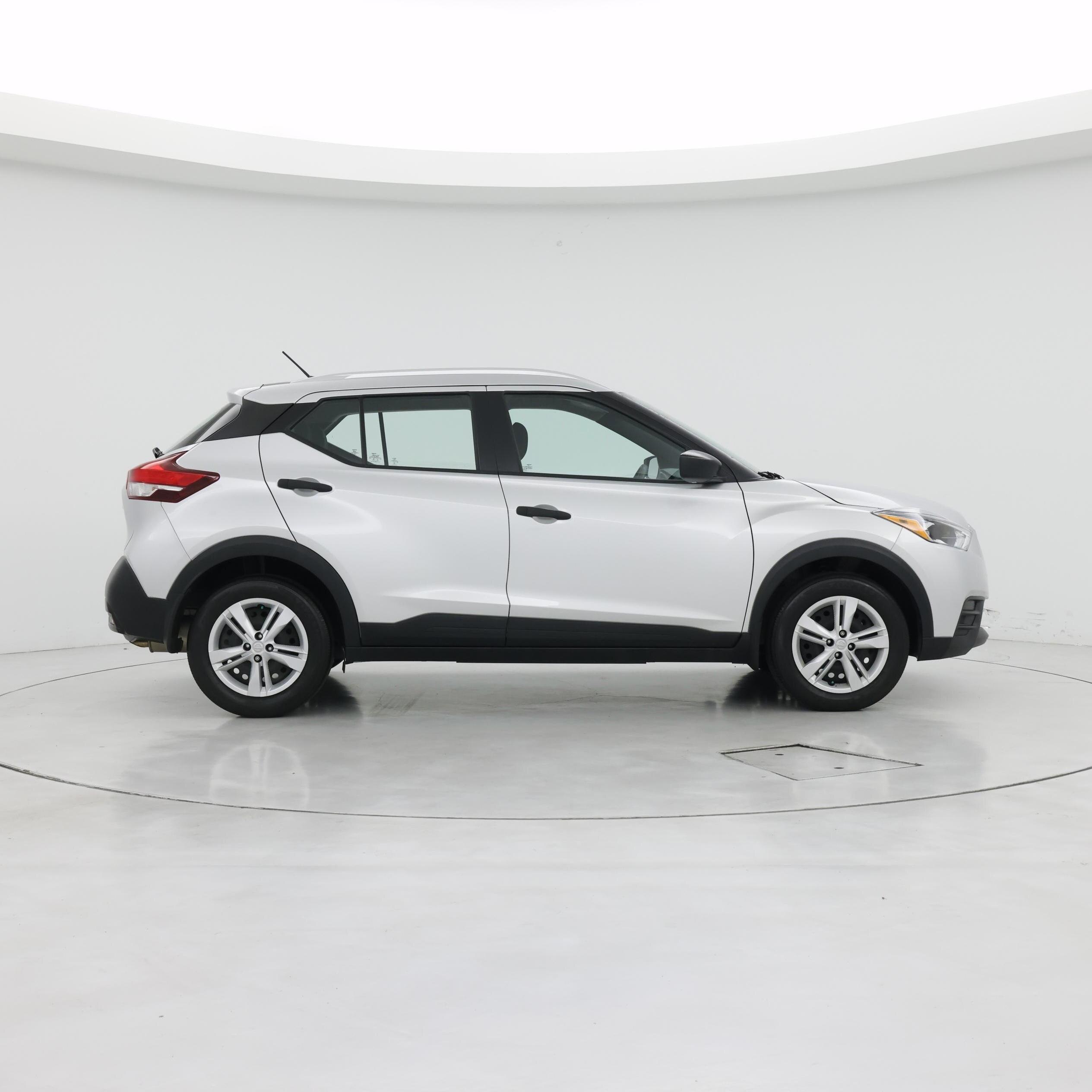 Thumbnail: 2019 Nissan Kicks - 7