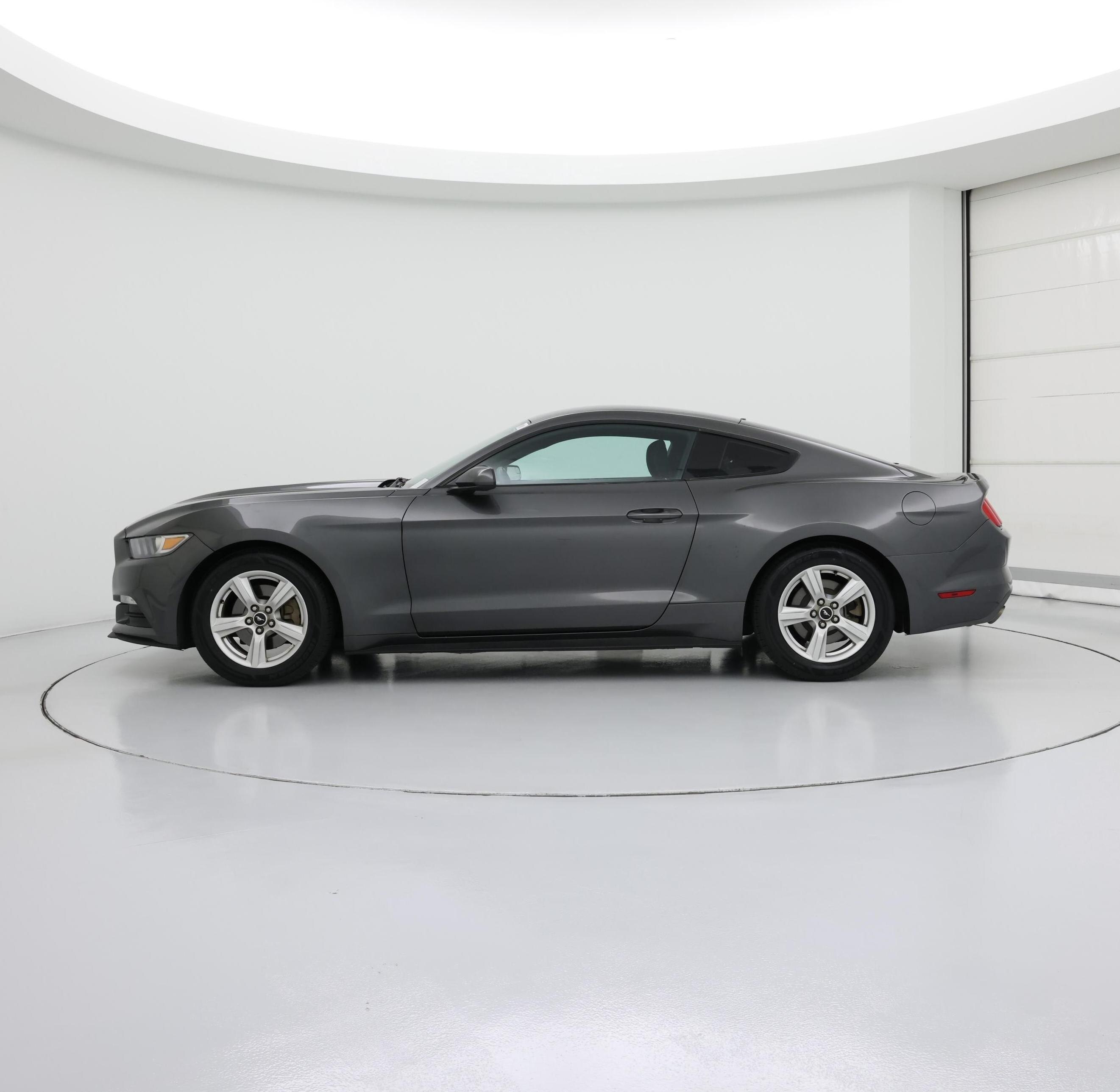 Thumbnail: 2017 Ford Mustang - 3