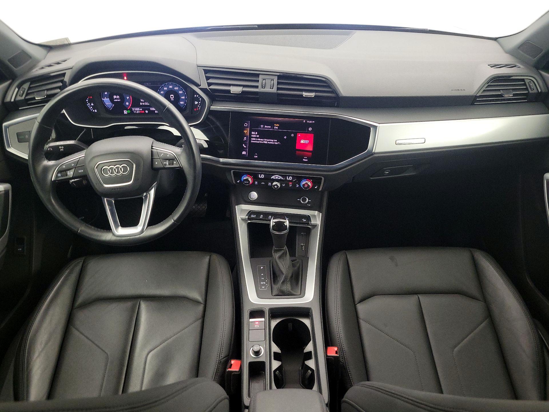 Thumbnail: 2020 Audi Q3 - 9