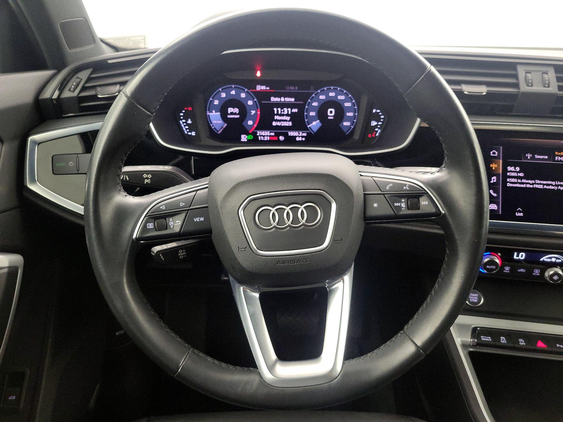 Thumbnail: 2020 Audi Q3 - 10