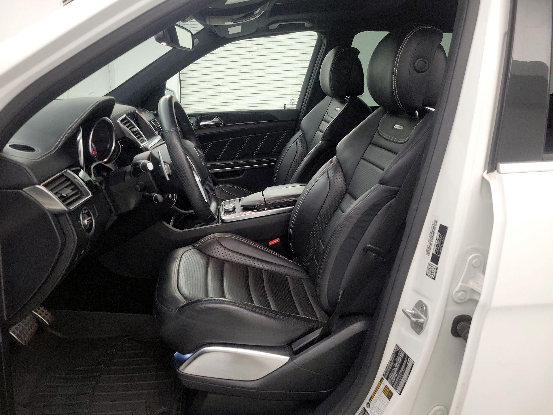 Thumbnail: 2015 Mercedes-Benz GL-Class - 11