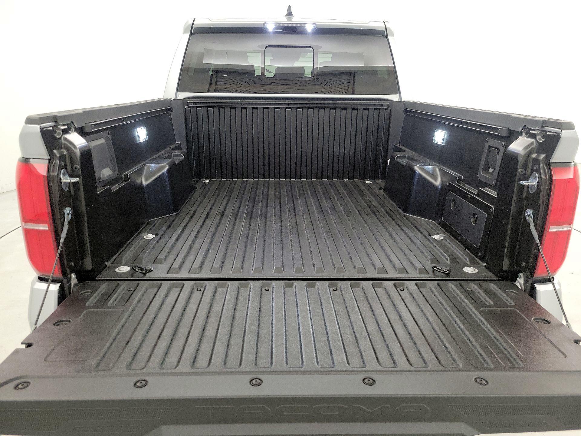 Thumbnail: 2024 Toyota Tacoma - 20